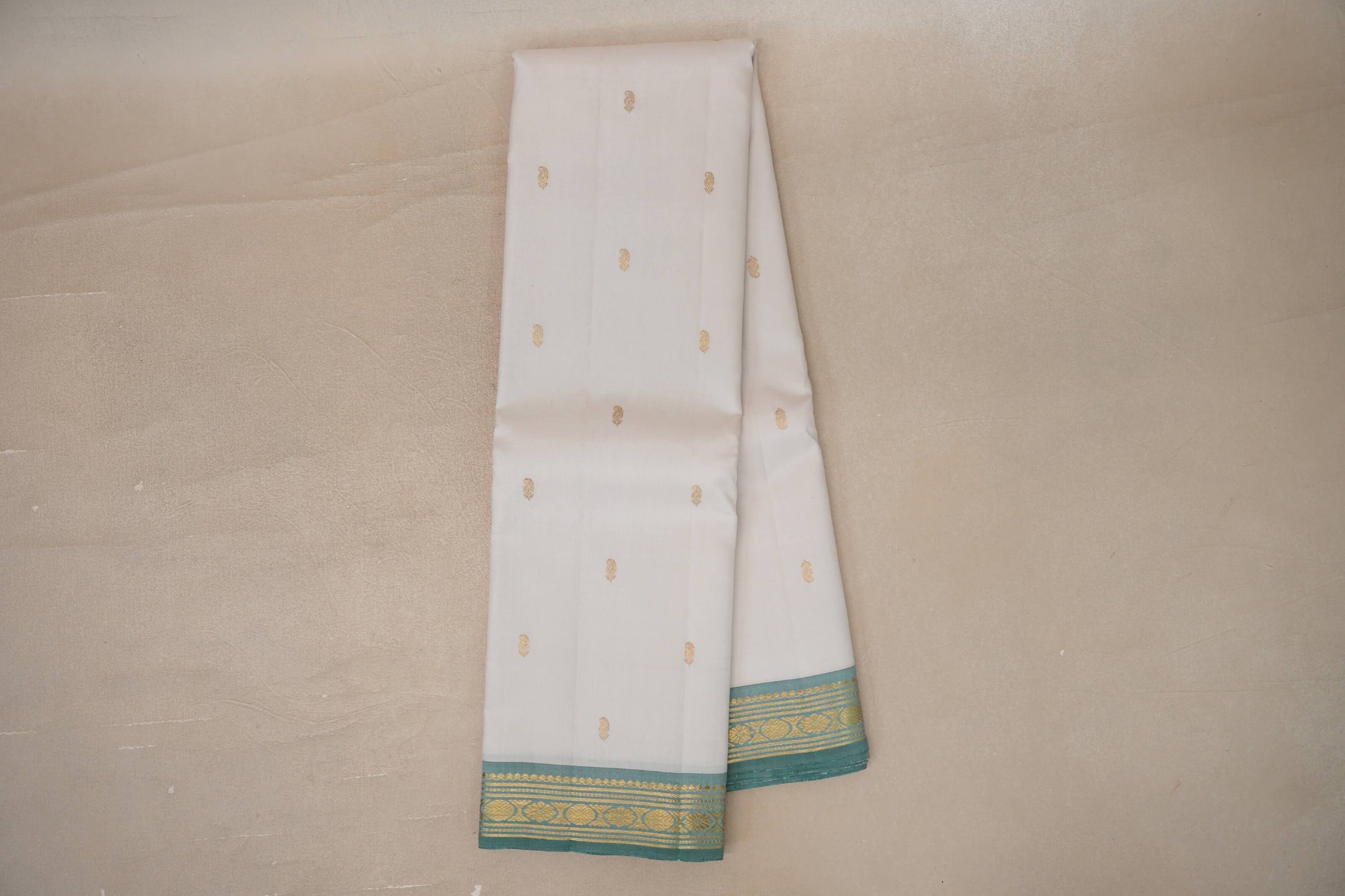 Online Off-White with Pastel Green Borders Vintage Kanjivaram Silk Saree