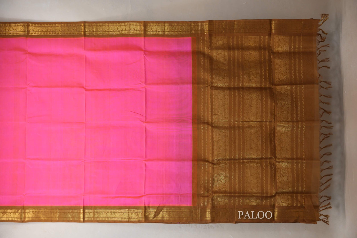 Bright Orangish Pink Silk Cotton Saree paloo