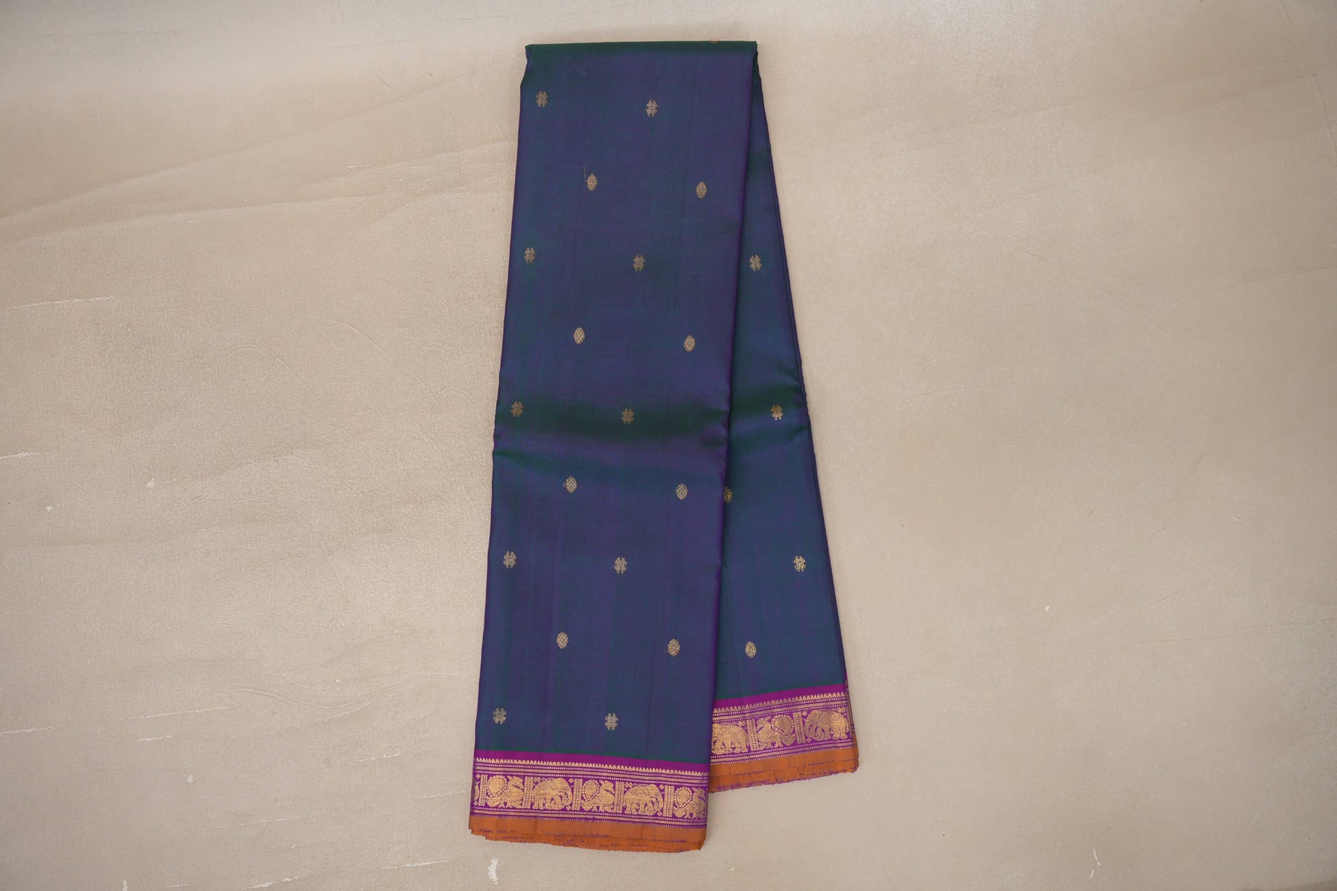Online Green and Pink Dual Tone Vintage Kanjivaram Silk Saree