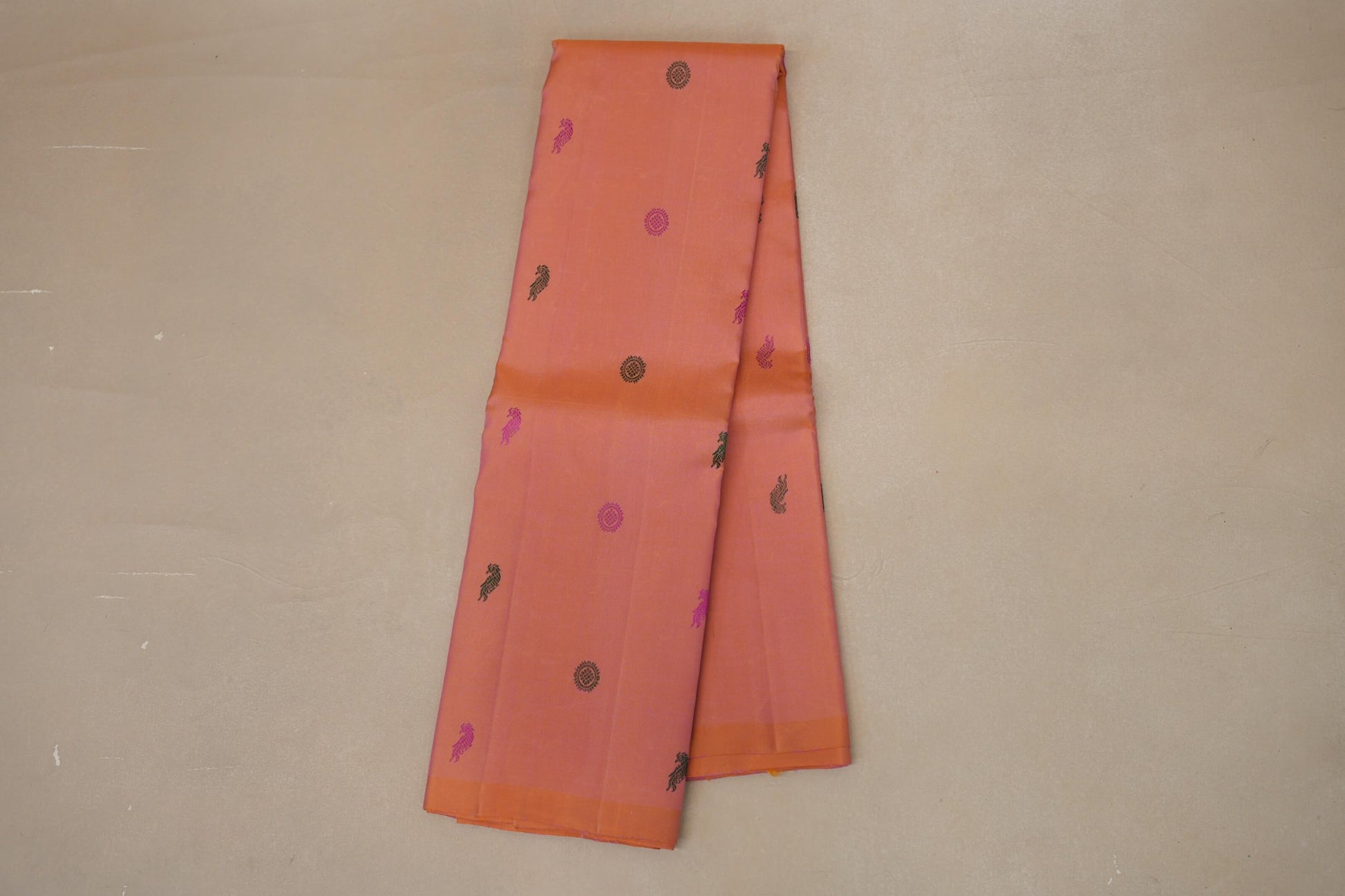 Dual Tone Peach Pink and Mustard Gold Borderless Vintage Kanjivaram Silk Saree 