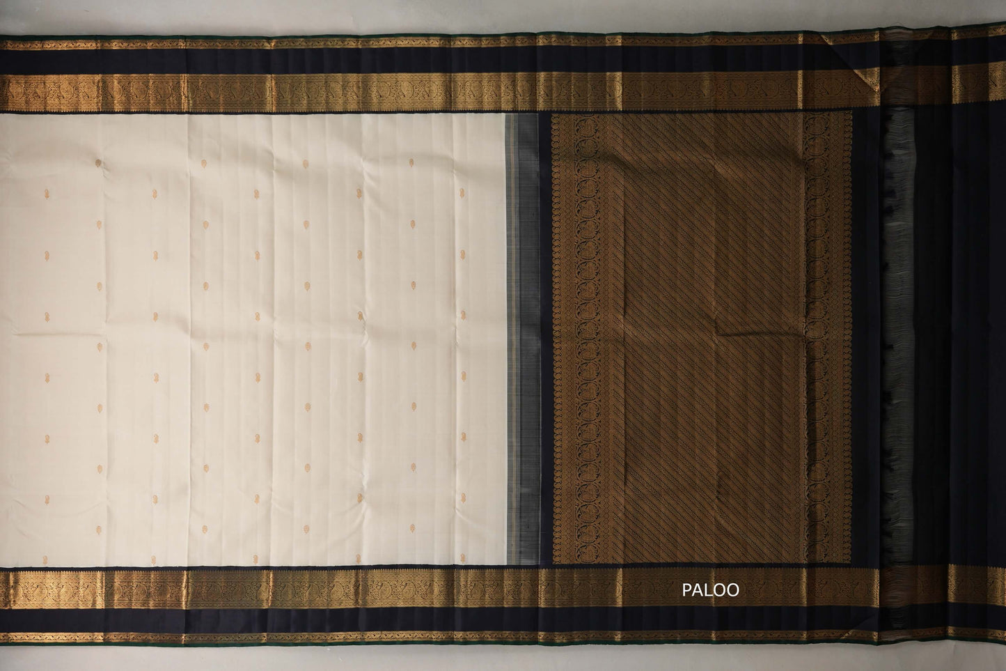 Cream with Dark Navy Blue with Green Selvedge Rettai Pettu Borders Vintage Kanjivaram Silk Saree paloo