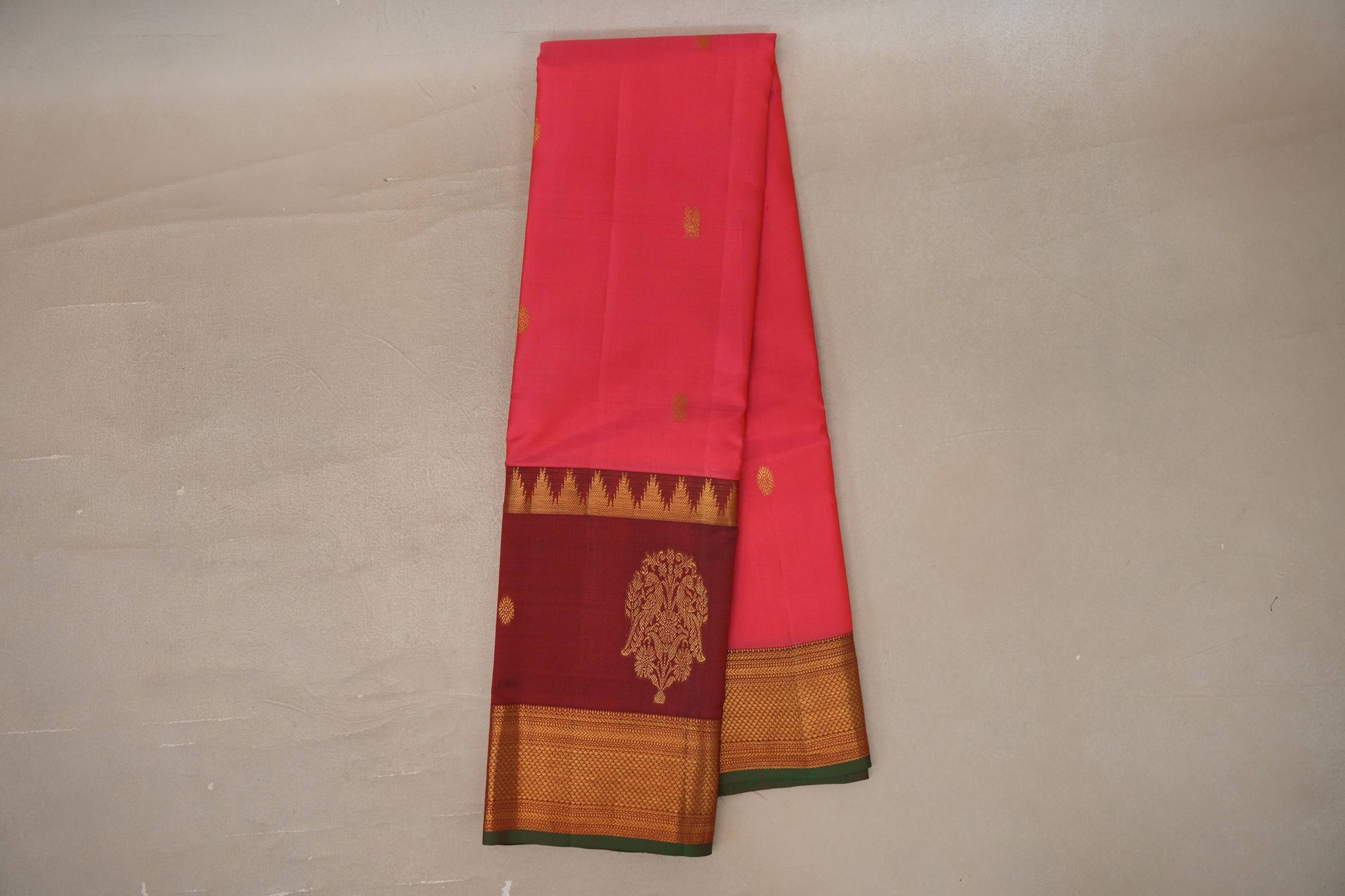Online Orangish Pink with Deep Maroon with Dark Green Selvedge Borders Vintage Kanjivaram Silk Saree