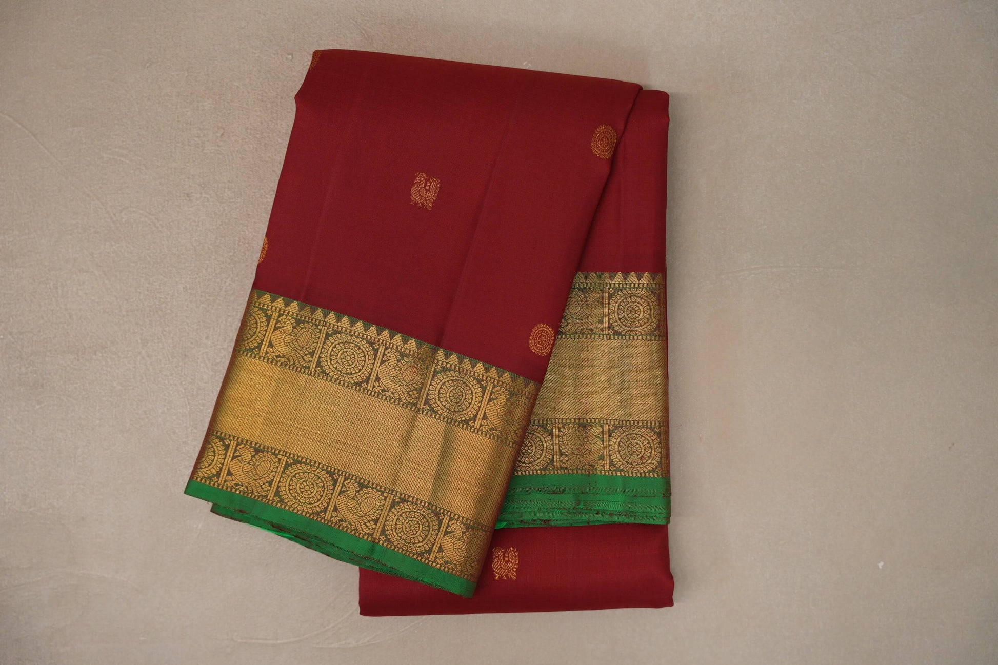 Reddish Maroon with Forest Green Borders Vintage Kanjivaram Silk Saree 