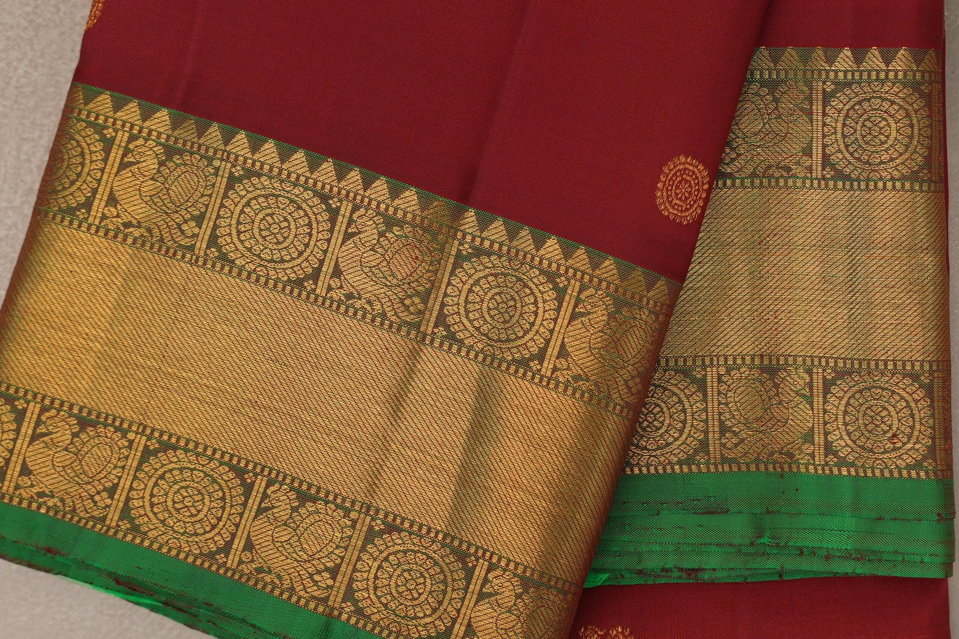 Reddish Maroon Vintage Kanjivaram Silk Saree border