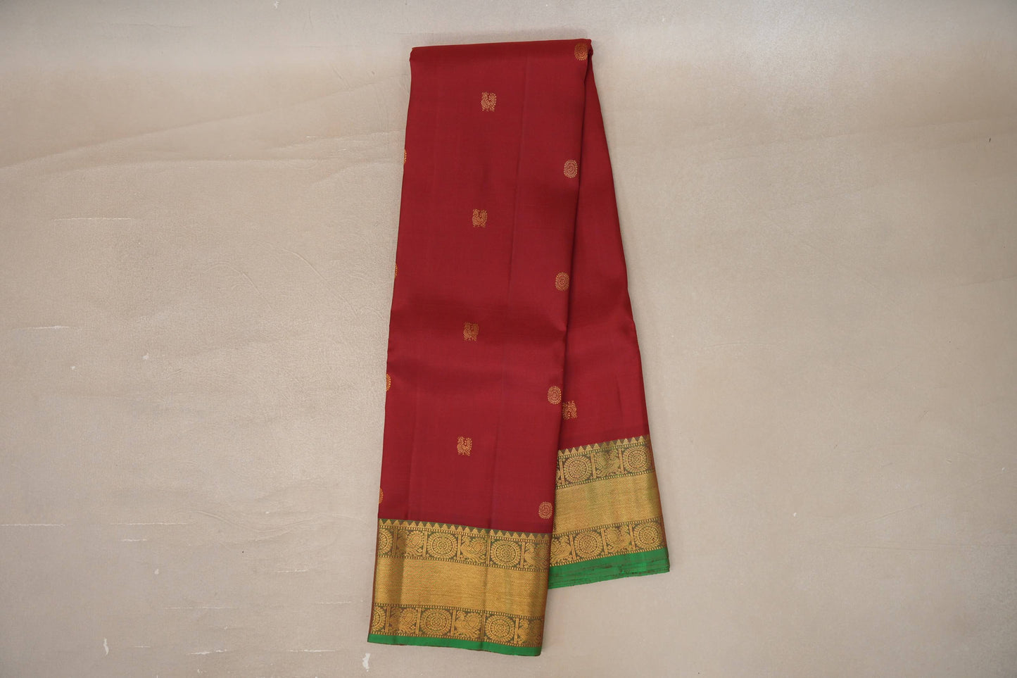 Online Reddish Maroon with Forest Green Borders Vintage Kanjivaram Silk Saree 