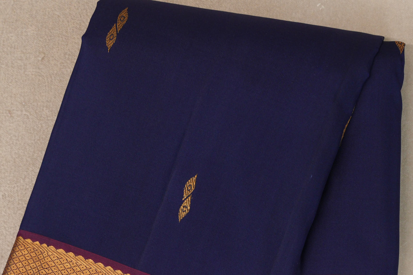 Deep Blue Vintage Kanjivaram Silk Saree body