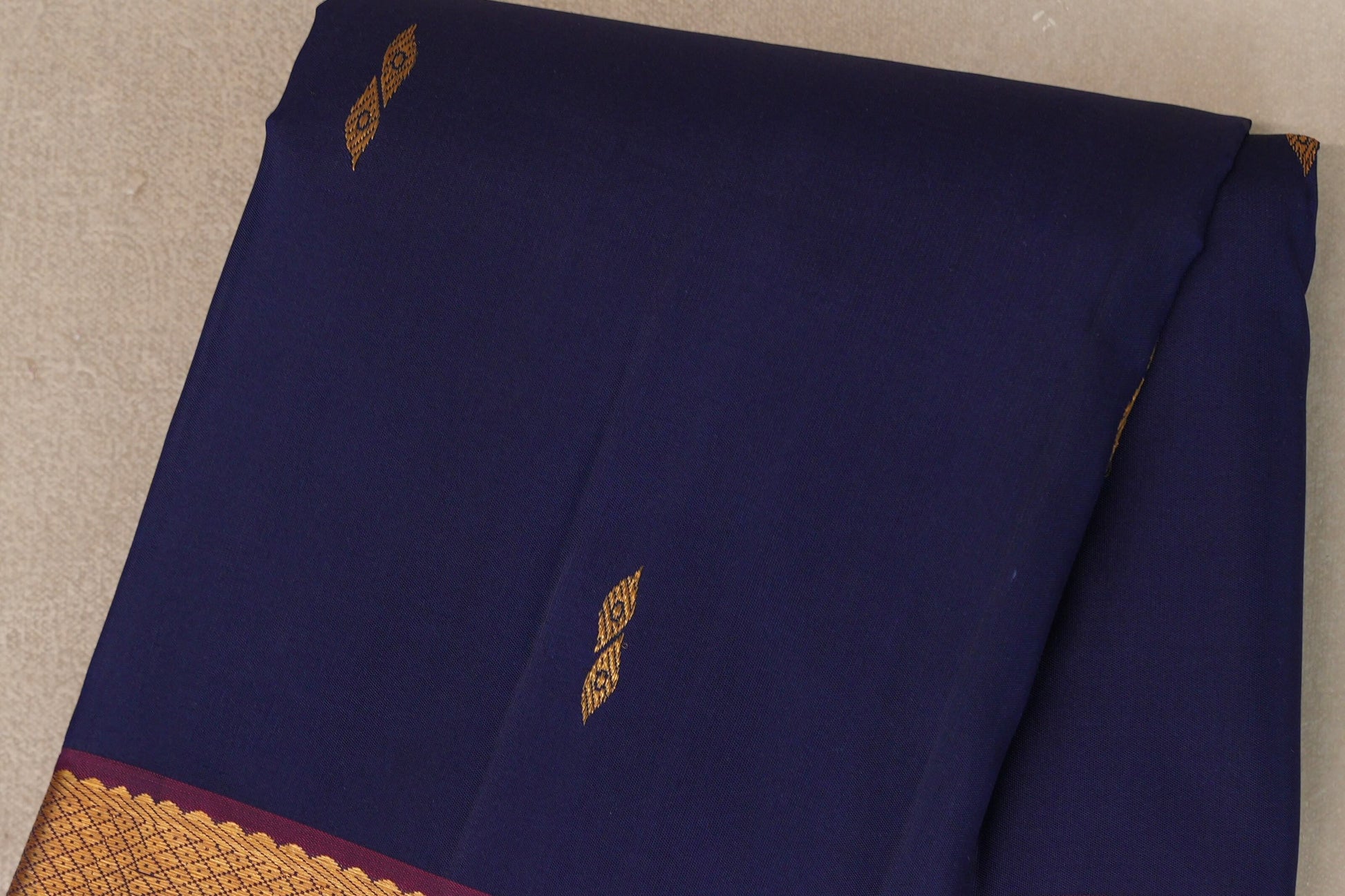 Deep Blue Vintage Kanjivaram Silk Saree body