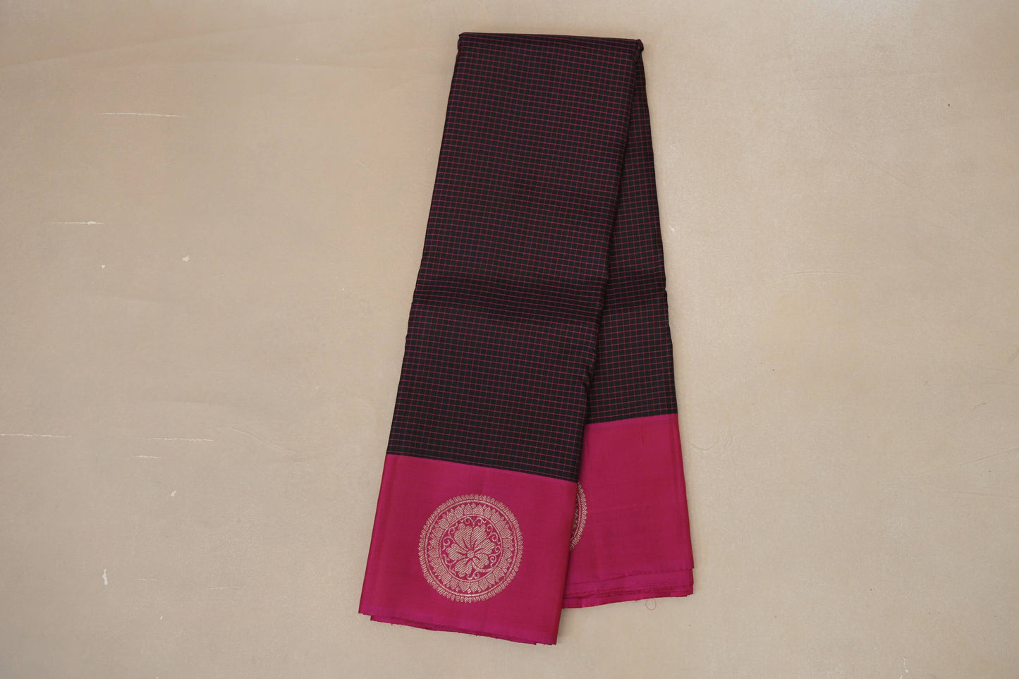 Black with Bright Pink Borders Vintage Kanjivaram Silk Saree online