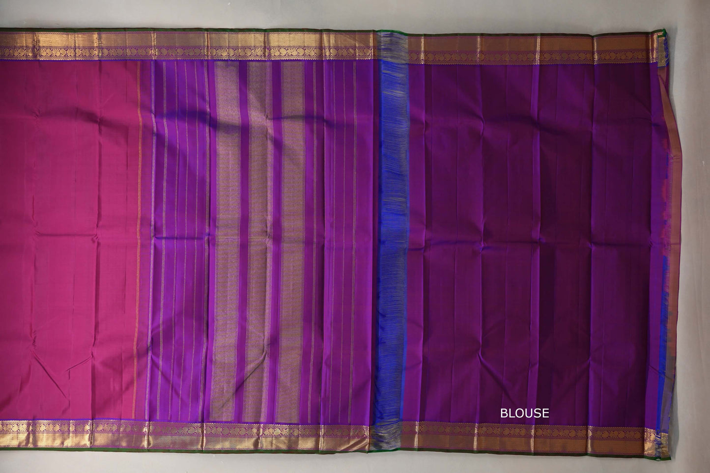Deep Magenta with Indigo Blue Borders Vintage Kanjivaram Silk Saree blouse
