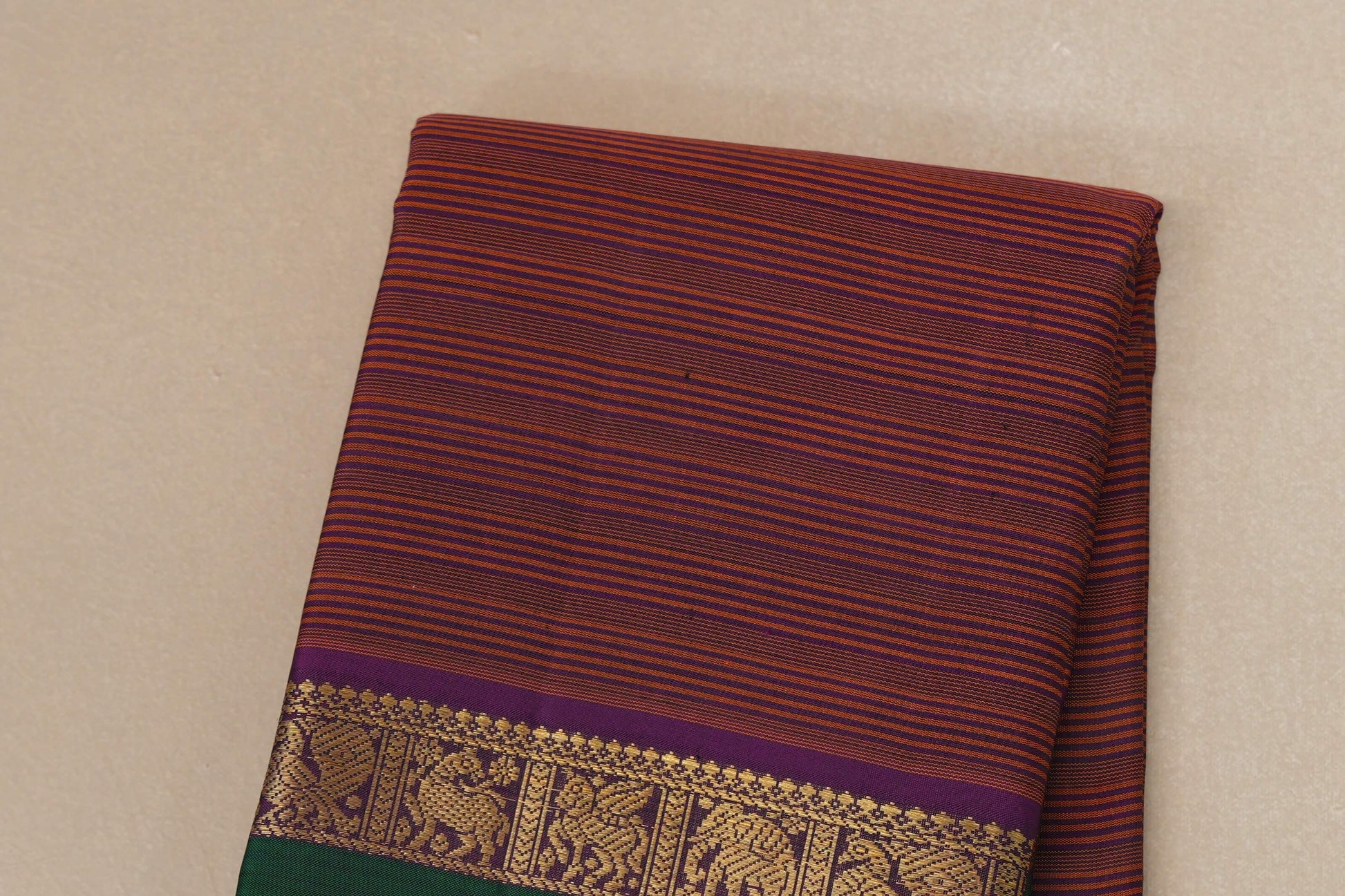 Dual Tone Rust and Purple Vintage Kanjivaram Silk Saree body zoom