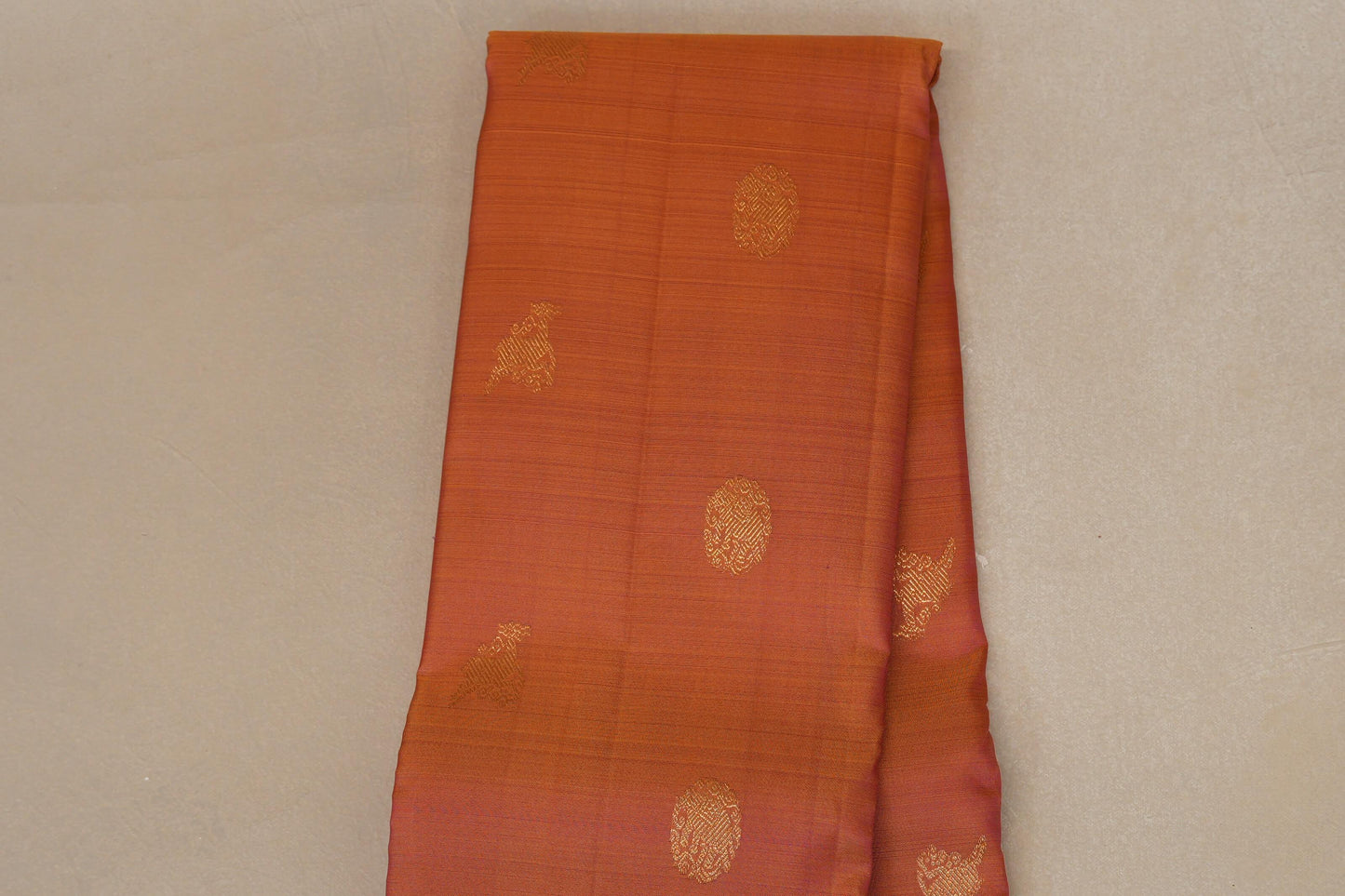 Dual Tone Mustard and Pink Vintage Kanjivaram Silk Saree body zoom