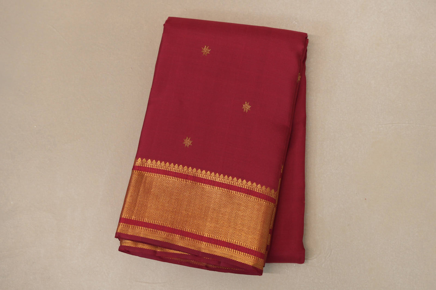folded Reddish Maroon Vintage Kanjivaram Silk Saree 