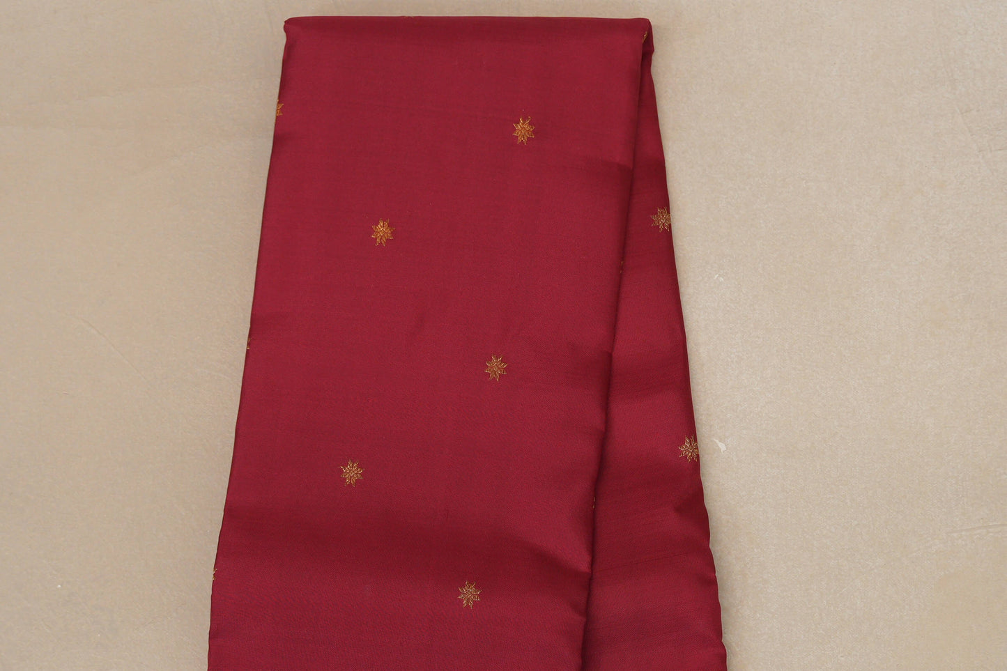 Reddish Maroon Vintage Kanjivaram Silk Saree  body zoom
