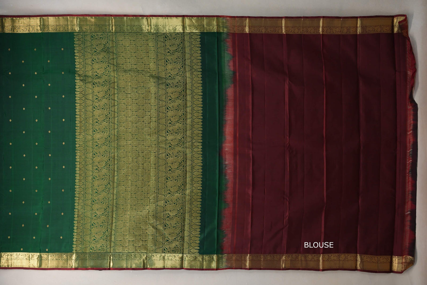 Deep Bottle Green with Reddish Maroon Borders Vintage Kanjivaram Silk Saree blouse