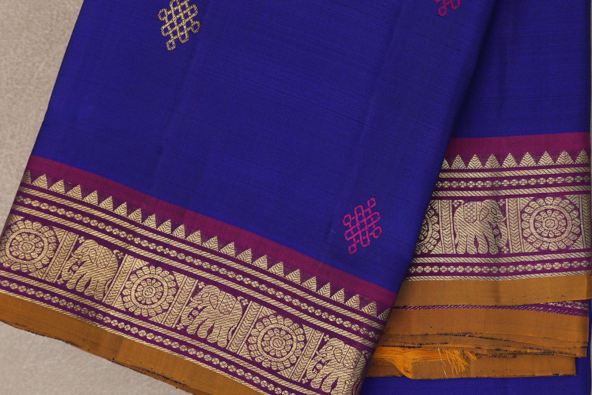 Deep Blue Vintage Kanjivaram Silk Saree borders