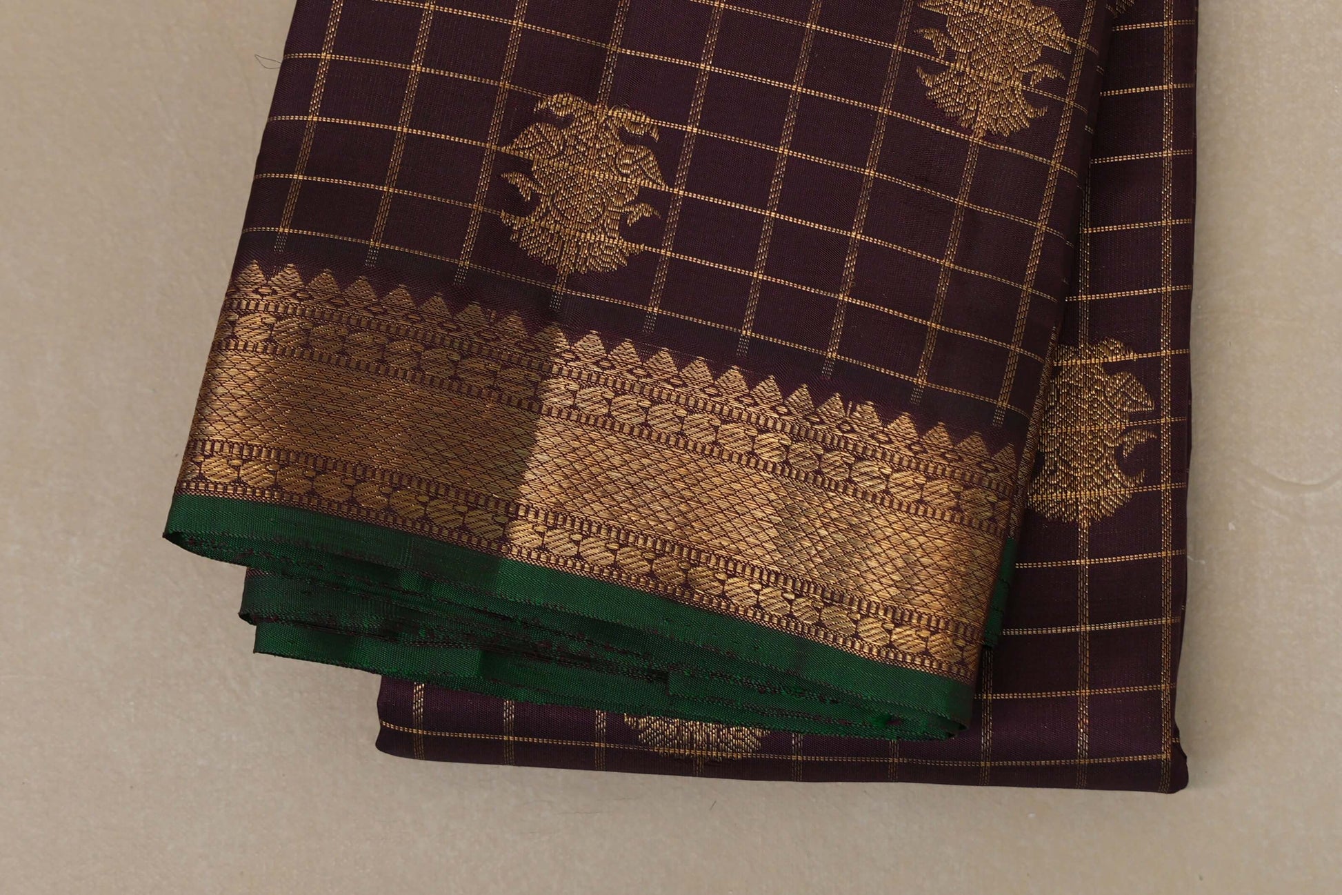 Deep Plum Brown Heirloom Kanjivaram Silk Saree border zoom 