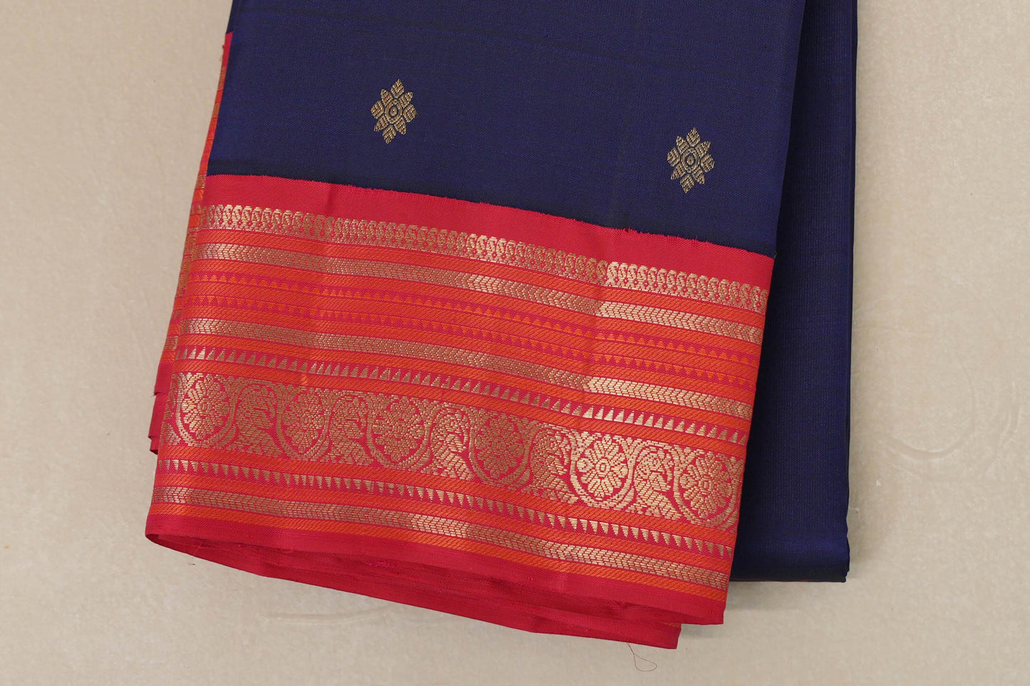 Deep Blue Heirloom Kanjivaram Silk Saree border zoom