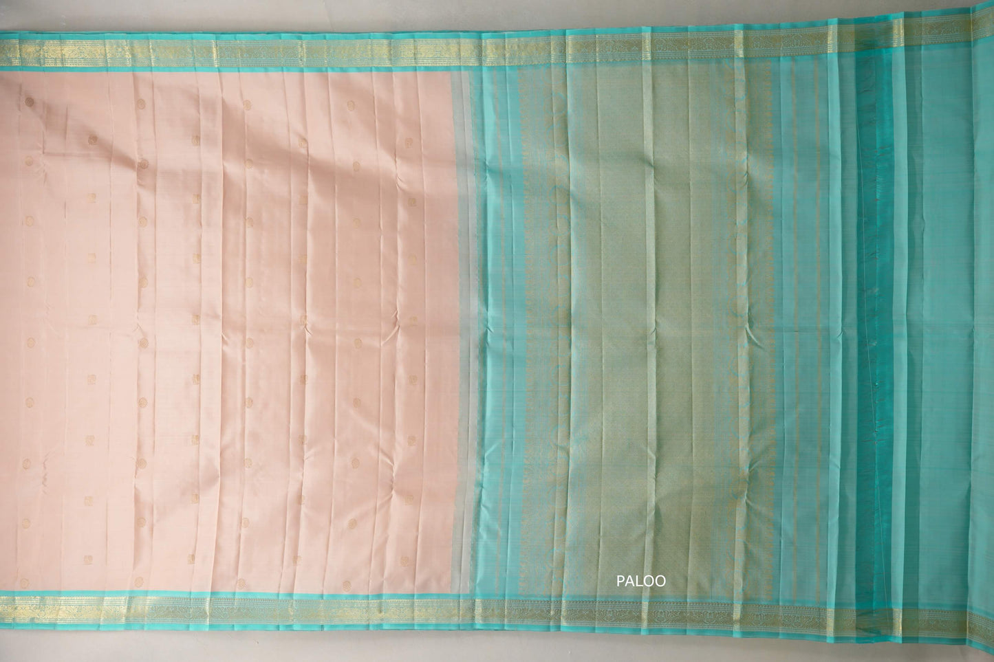 Light Peach with Light Aqua Blue Borders Vintage Kanjivaram Silk Saree paloo