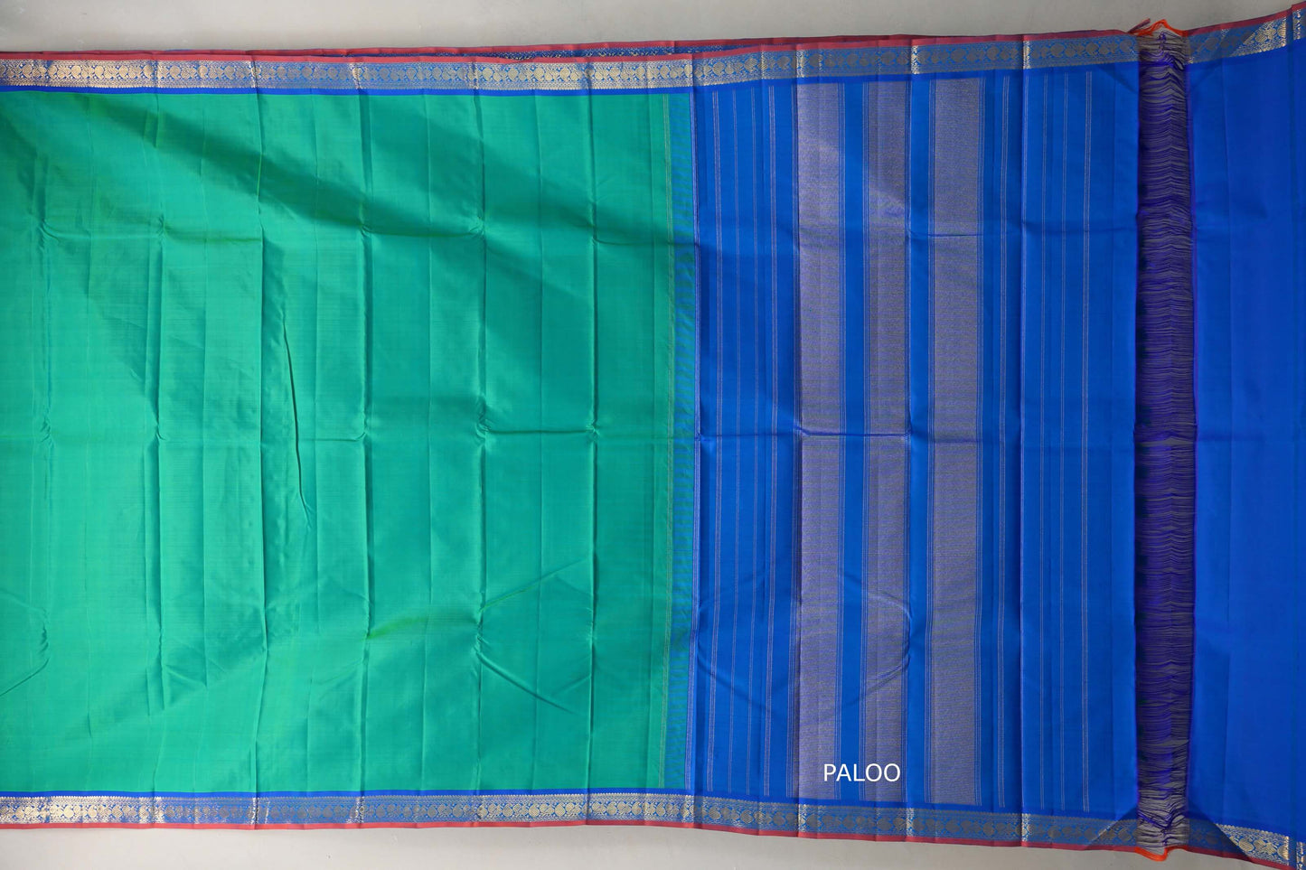 Dual tone of Green and Blue with Classic Blue with Orange Selvedge Borders Vintage Kanjivaram Silk Saree paloo