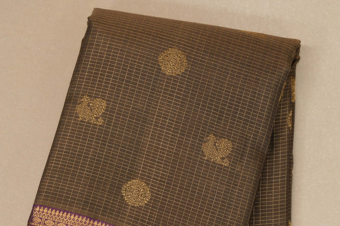 Olive green with Deep magenta Borders Heirloom Kanjivaram Silk Saree body
