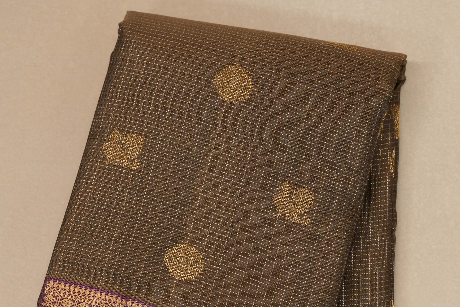 Olive green with Deep magenta Borders Heirloom Kanjivaram Silk Saree body