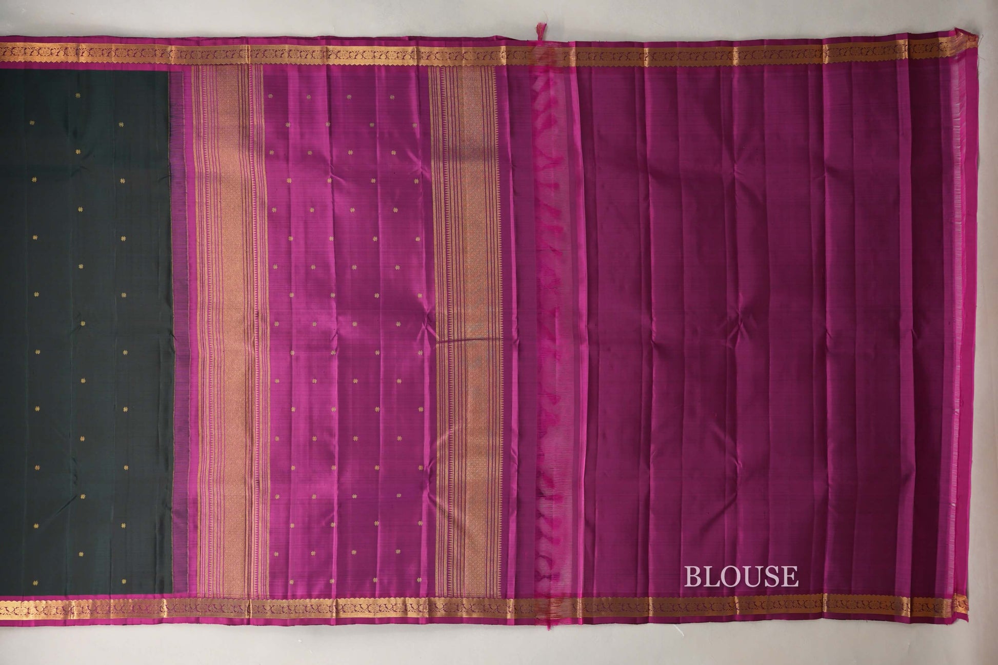 Dual Tone of Deep Bottle Green & Brown with Deep Magenta borders Vintage Kanjivaram Silk Saree blouse