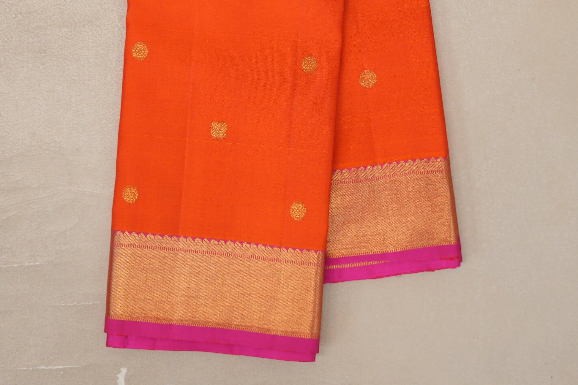 Bright orange with Bright Pink borders Vintage Kanjivaram Silk Saree  border