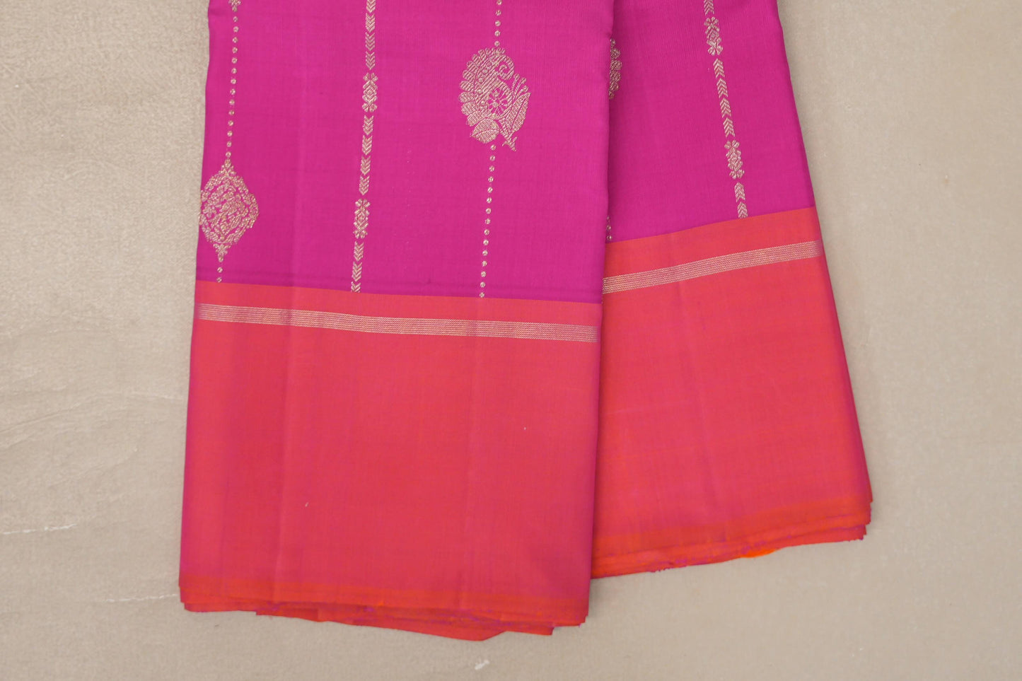 Bright Magenta with Pinkish orange borders Vintage Kanjivaram Silk Saree by Shreenivas Silks border