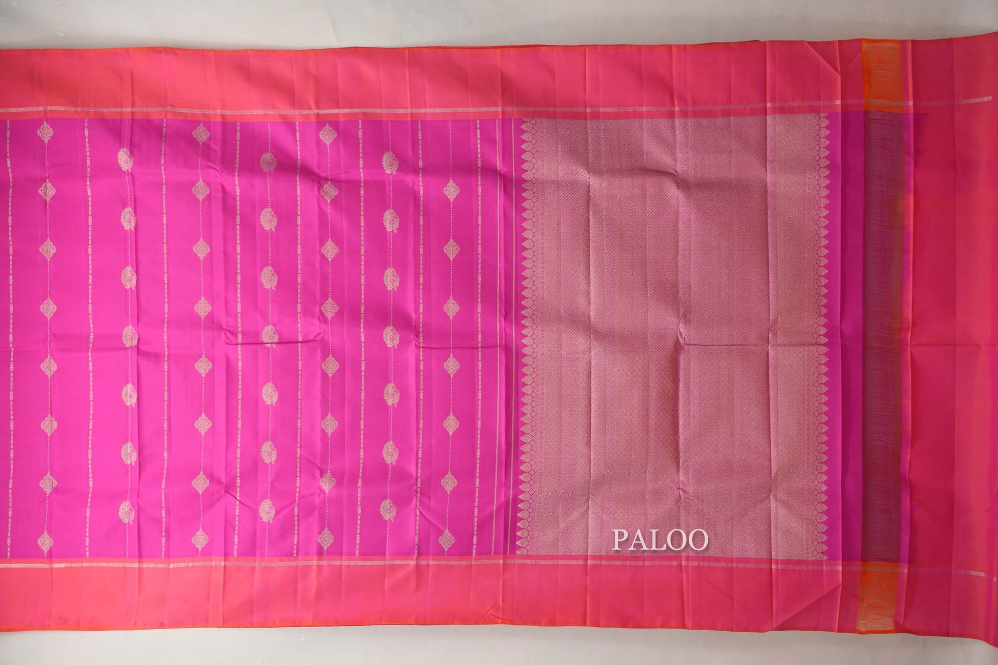 Bright Magenta with Pinkish orange borders Vintage Kanjivaram Silk Saree by Shreenivas Silks paloo