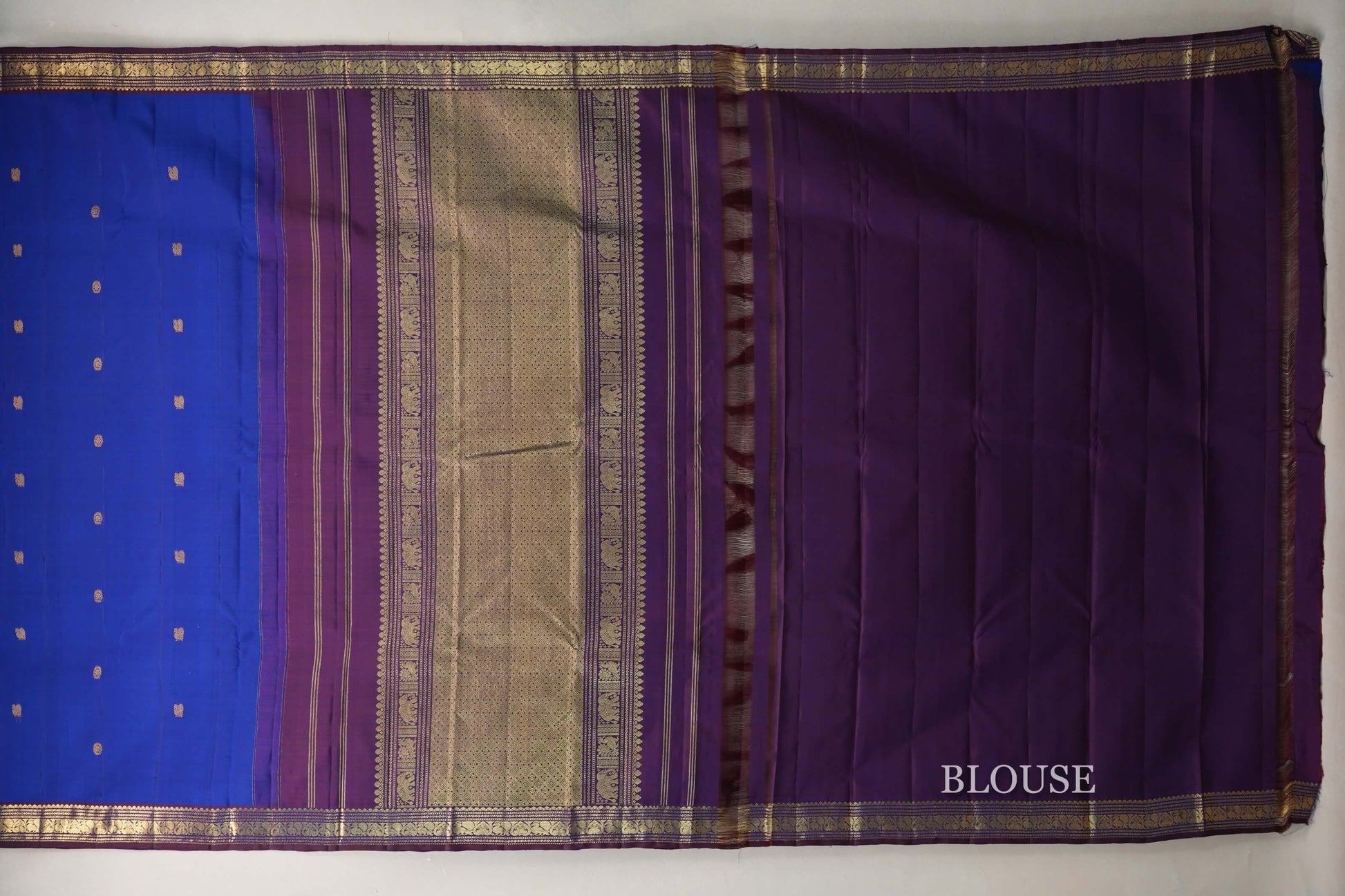 Deep blue with Deep Plum borders Vintage Kanjivaram Silk Saree by Shreenivas Silks blouse