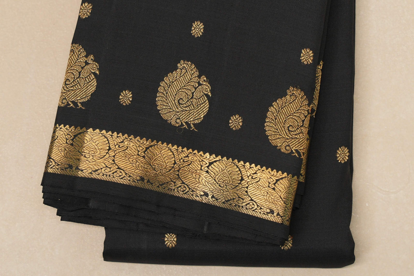 Black Heirloom Kanjivaram Silk Saree border