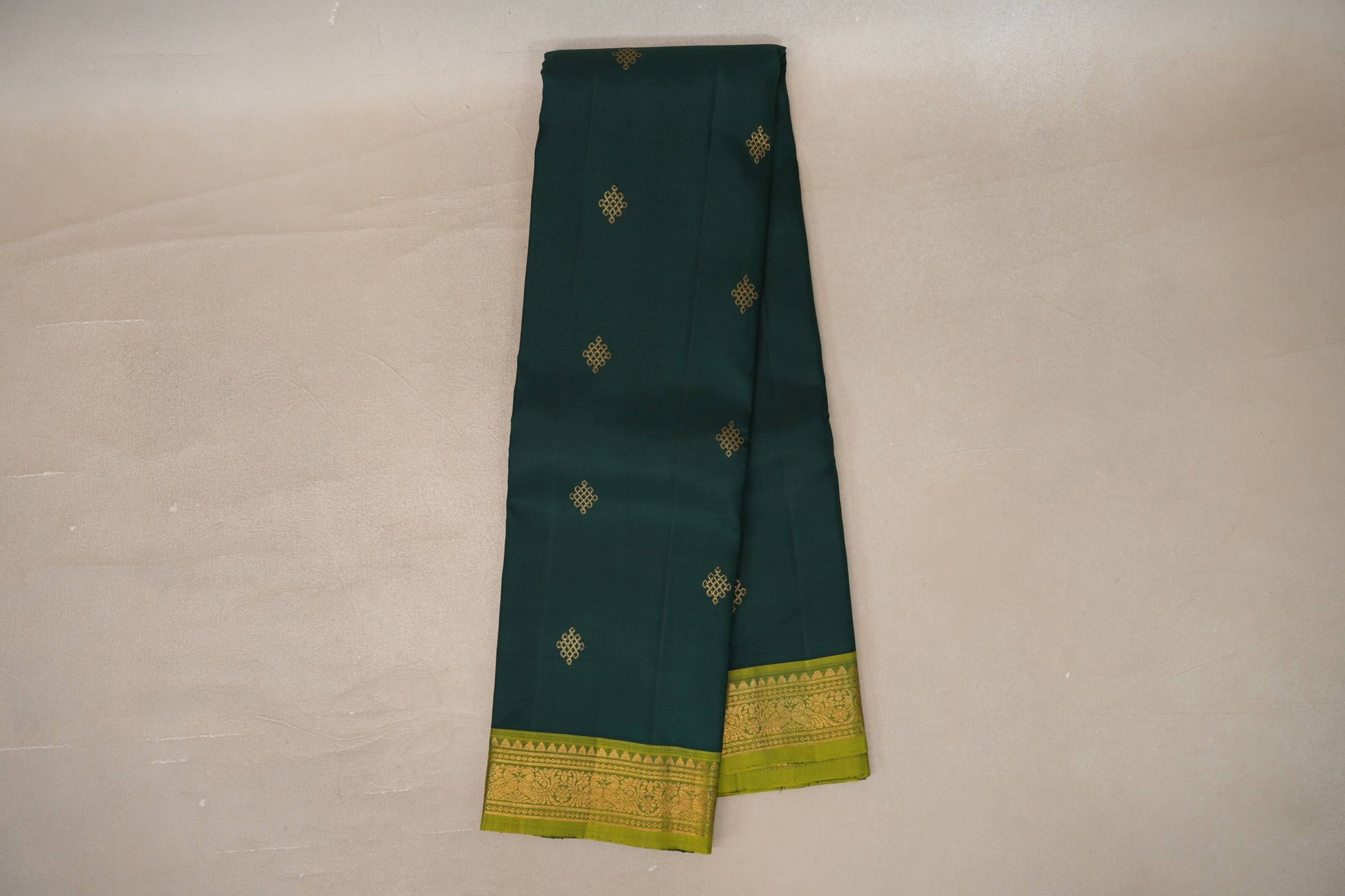 Deep bottle green with Olive Green borders Vintage Kanjivaram Silk Saree