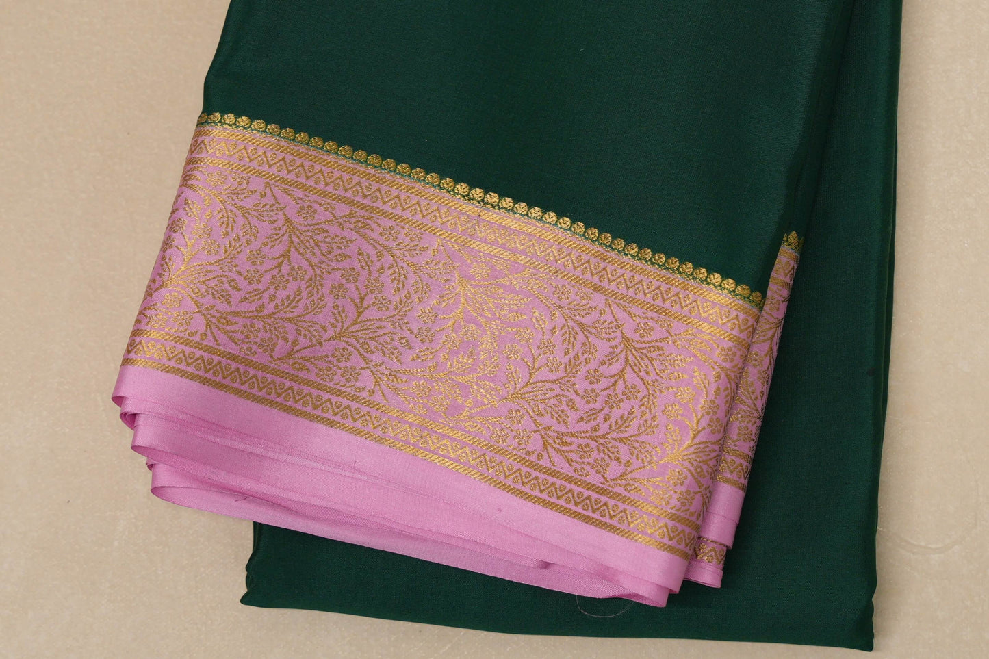Bottle green with Baby Pink border Mysore Silk Saree border