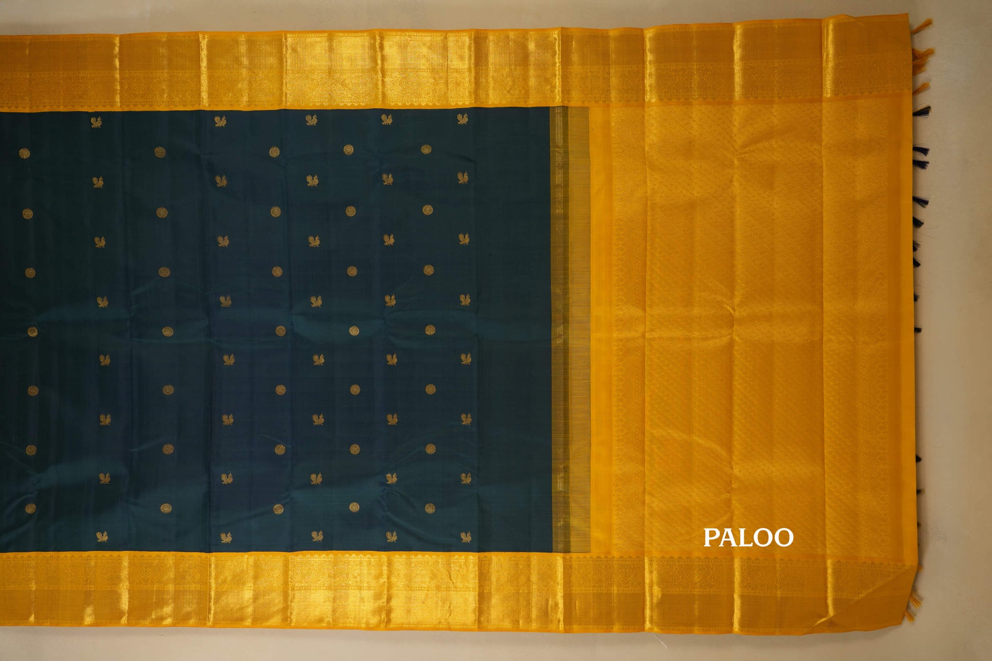vintage kanjivaram silk saree paloo
