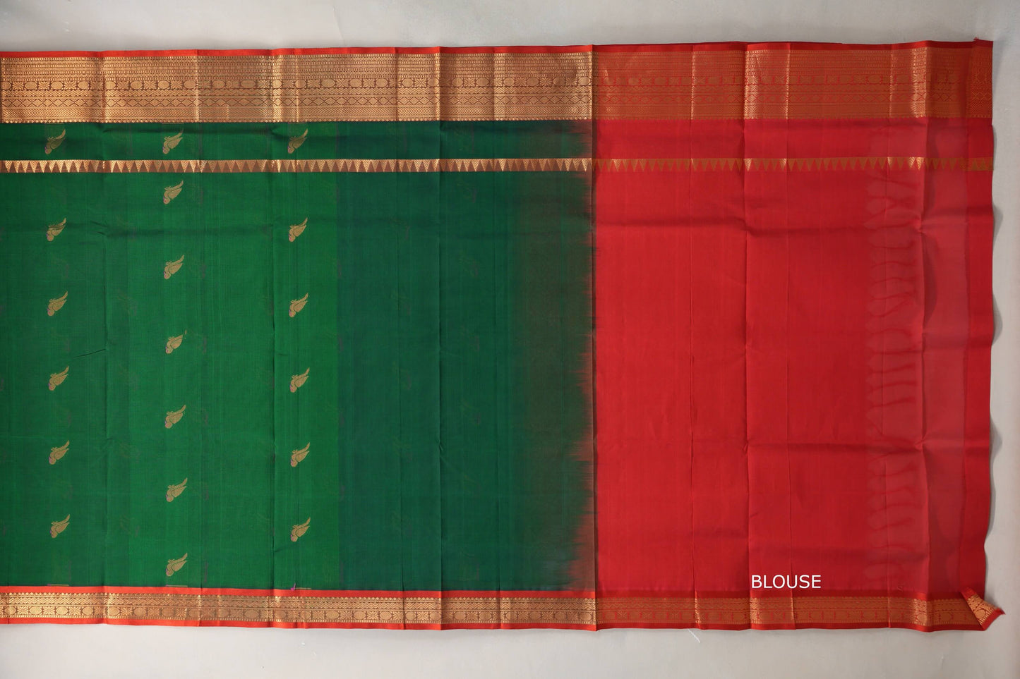 Dark Forest Green with Bright Red Borders Silk Cotton Saree blouse