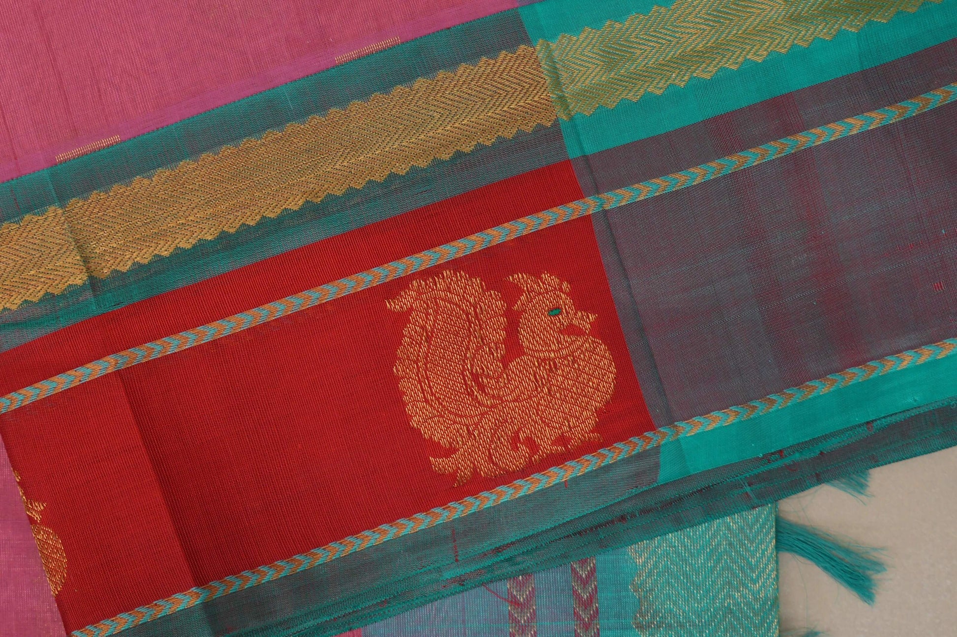 Onion Pink Silk Cotton Saree border