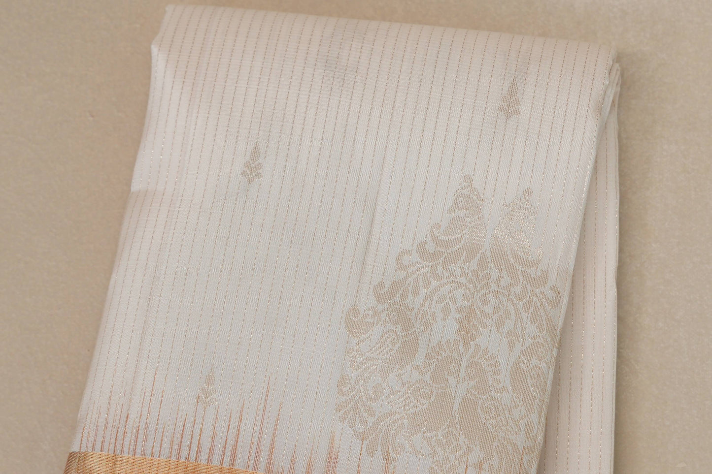Cream with Mustard Orange Borders Light Weight Kanjivaram Silk Saree  body