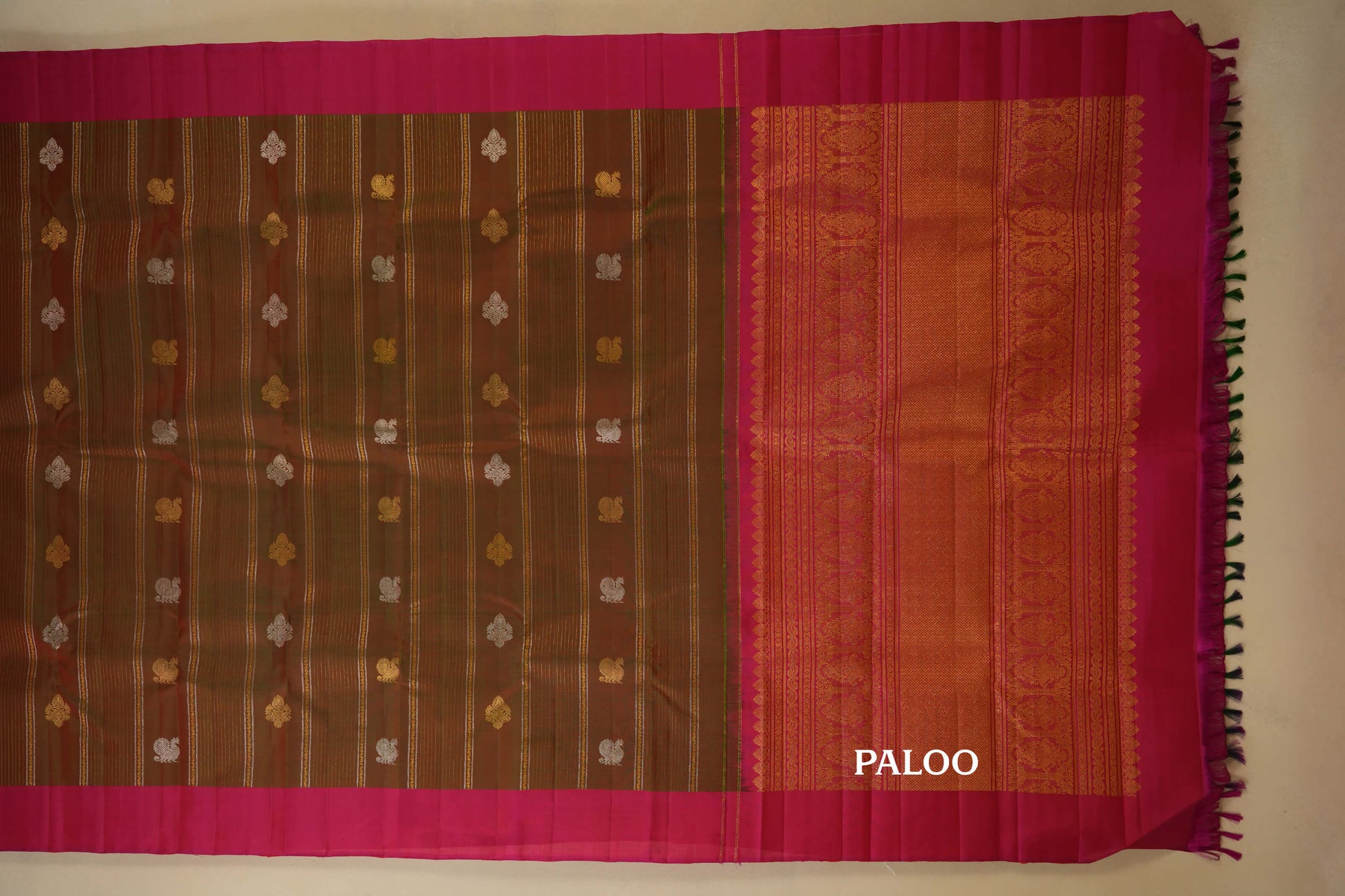 vintage kanjivaram silk saree paloo