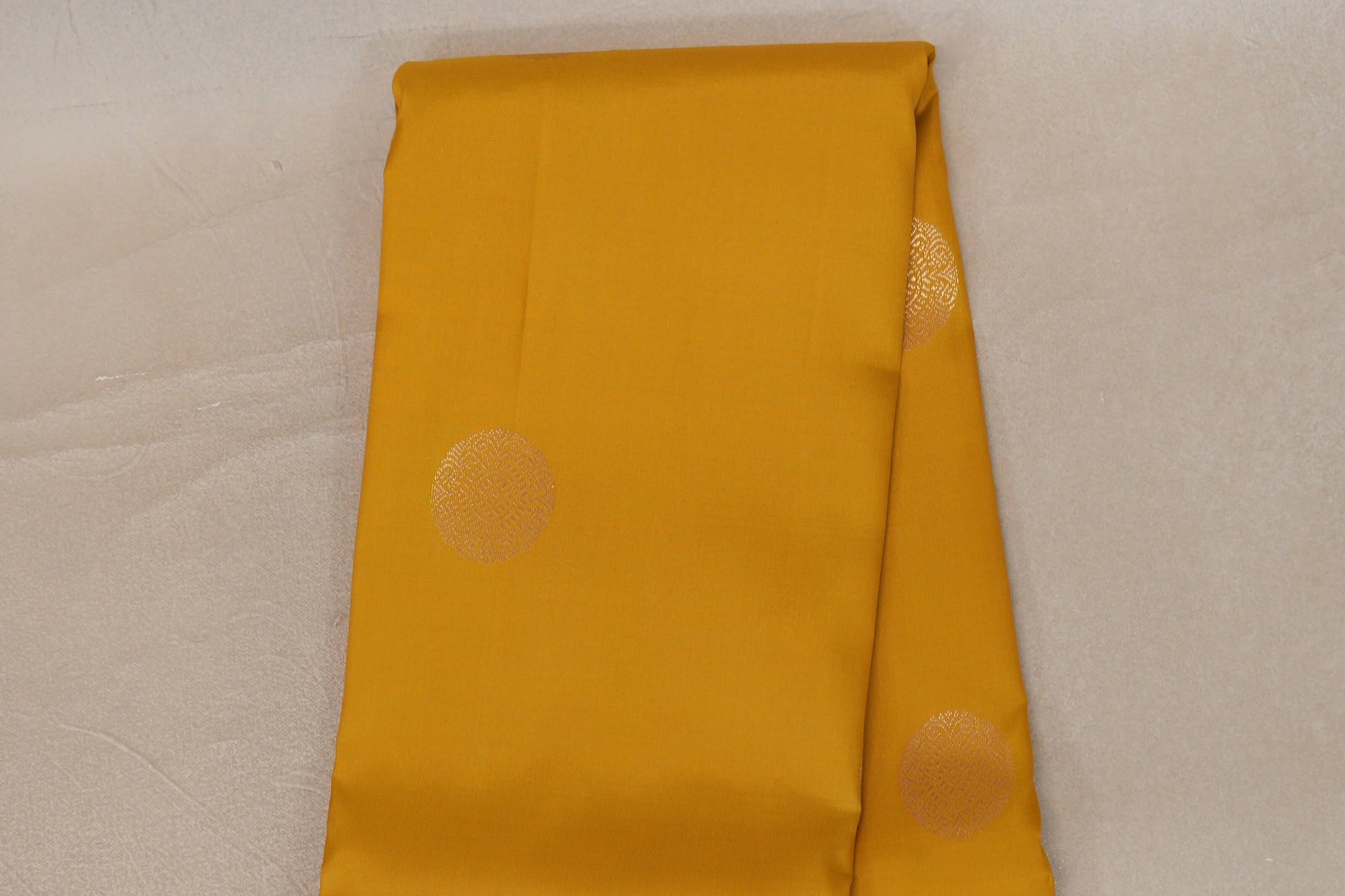 Lemon Yellow Soft Silk Saree body zoom