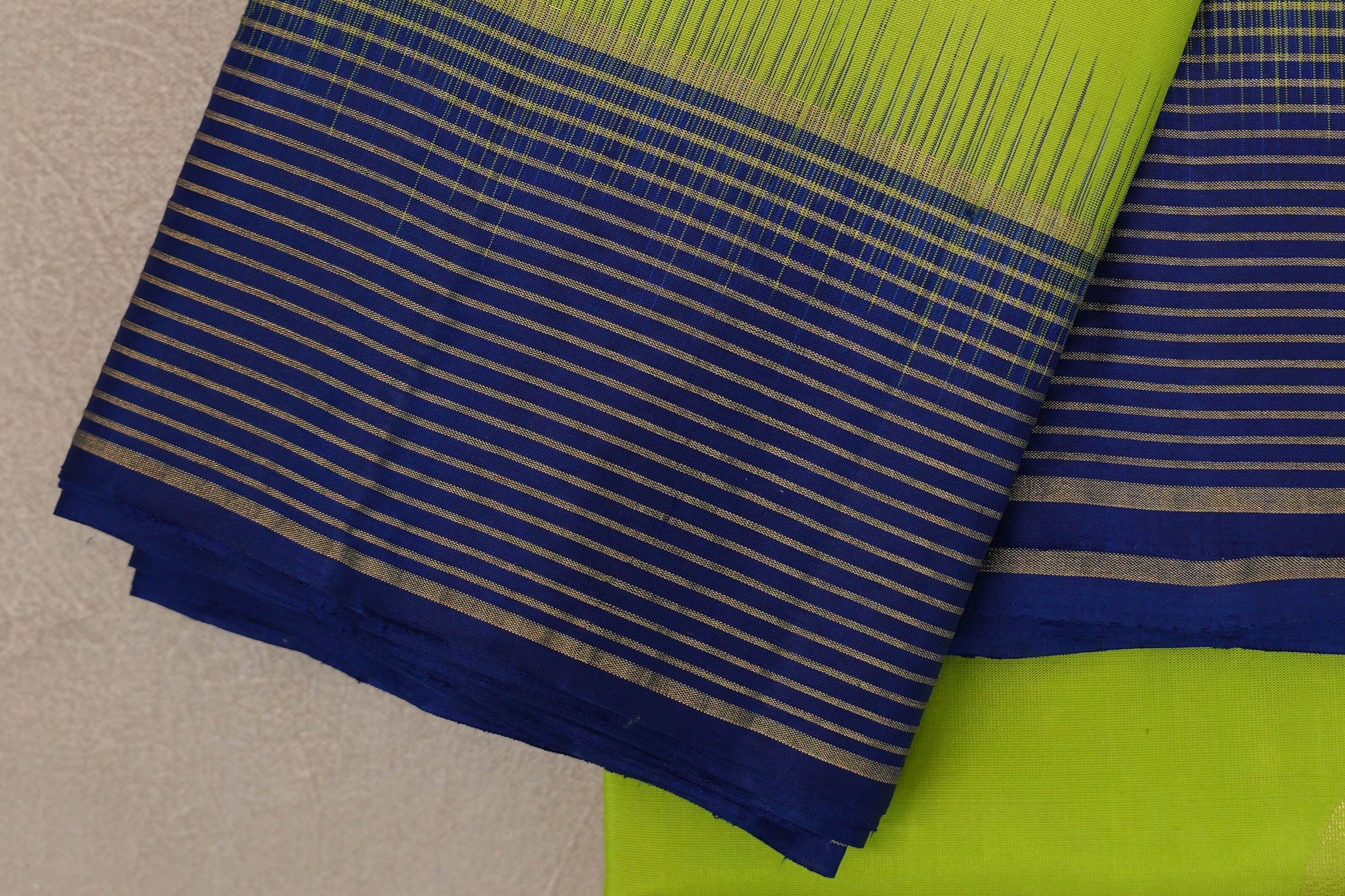 Bright Parrot Green Soft Silk Saree border zoom