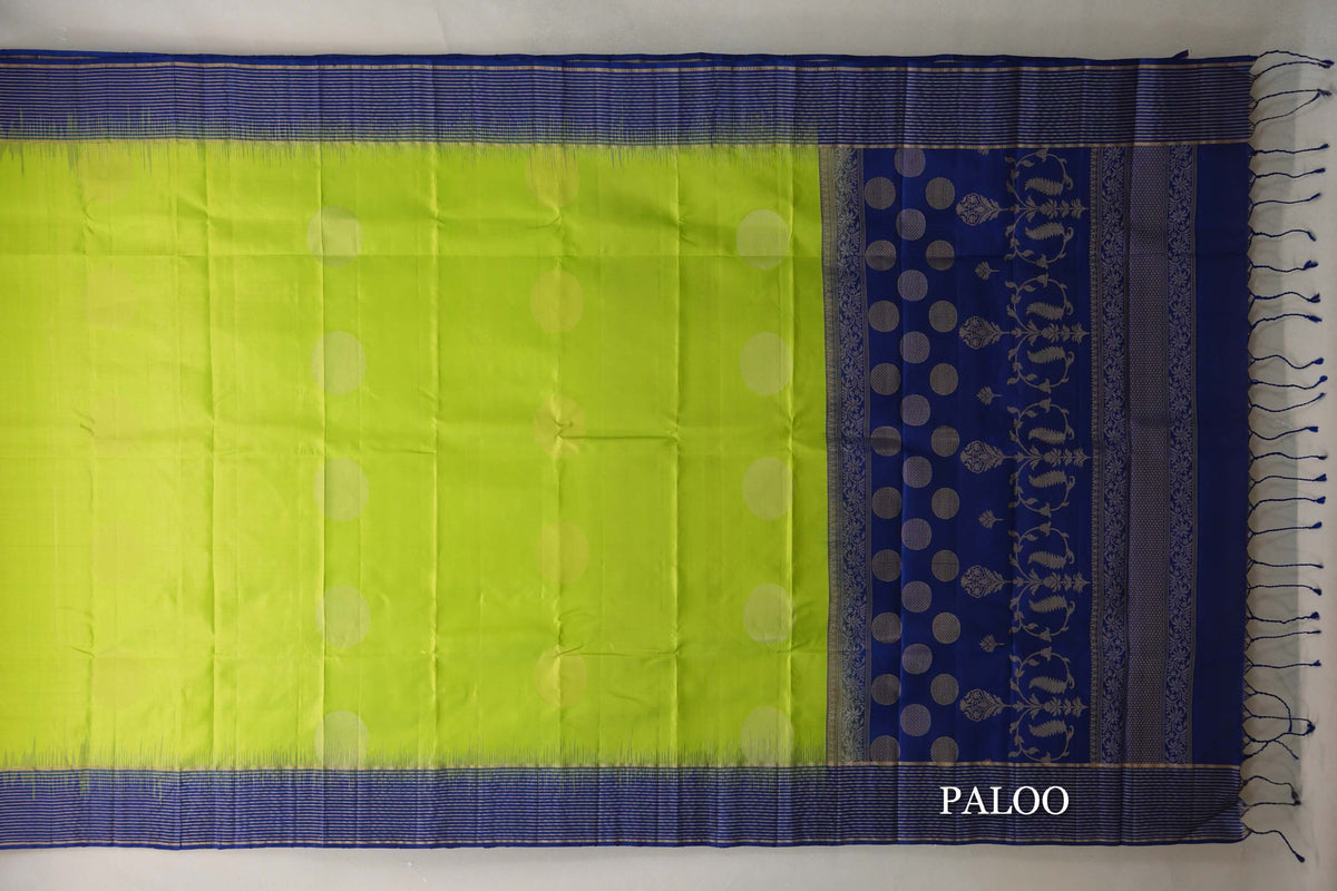 Bright Parrot Green Soft Silk Saree paloo