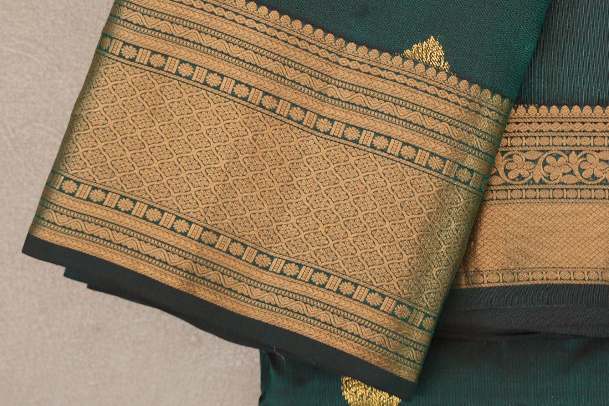 Dual Tone of Maroon and Dark Green Soft Silk Saree border zoom