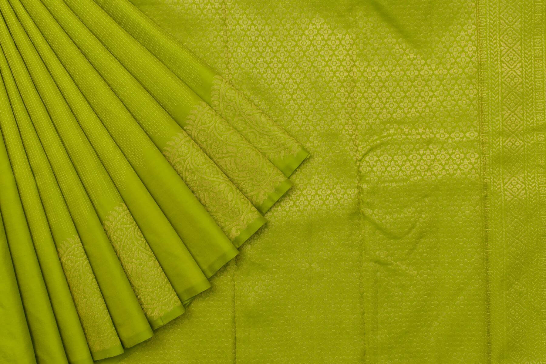 Light Weight Kanjivaram Silk Saree by Shreenivas Silks PSSR014597 - Parisera