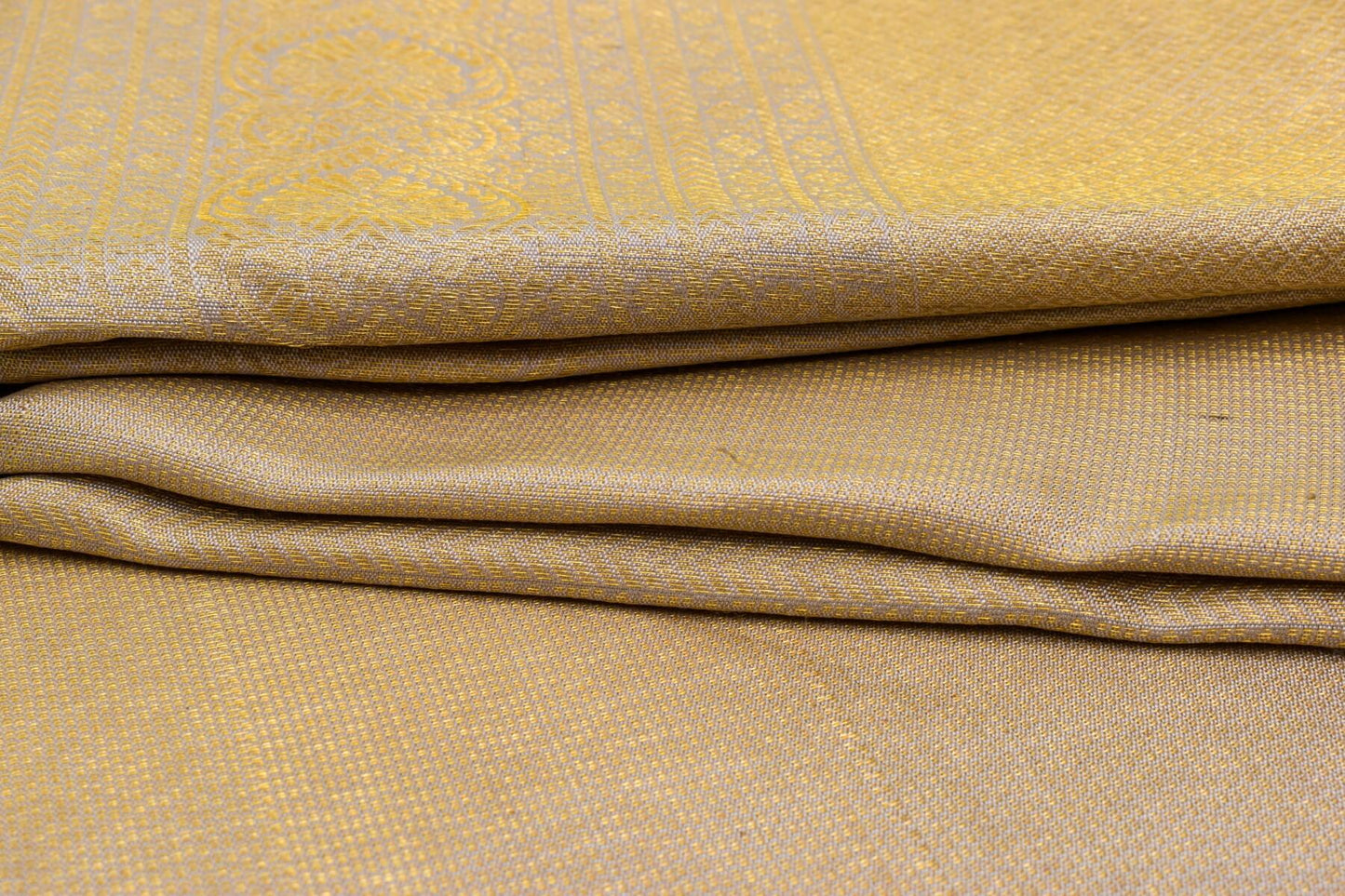 Kanjivaram Silk Saree by Tharakaram PSTK04012