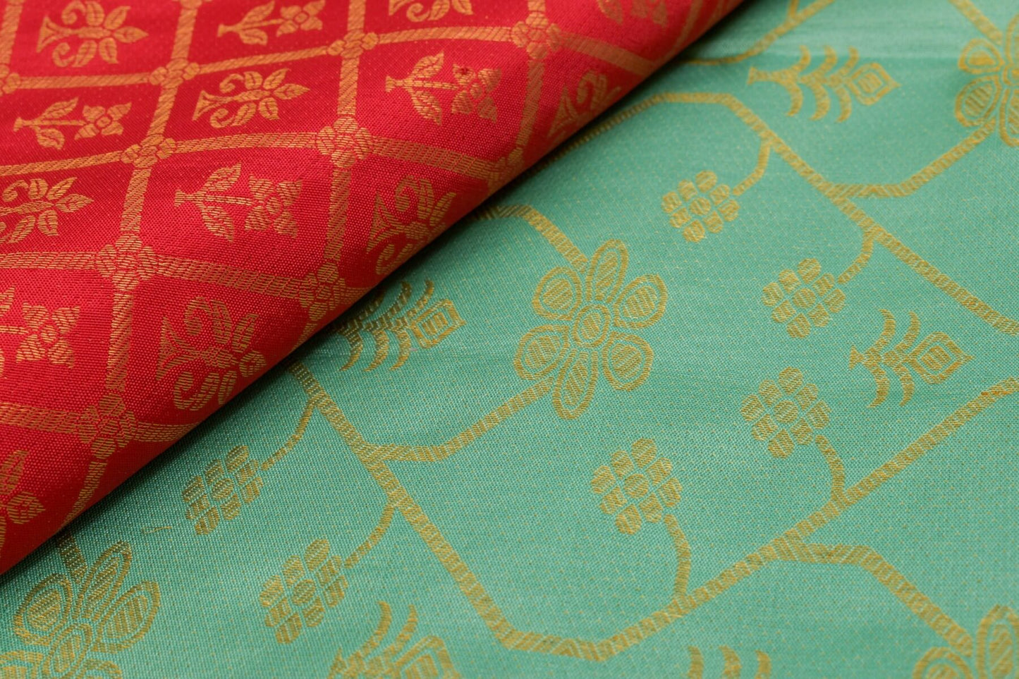 Kanjivaram Silk Saree by Tharakaram PSTK04014