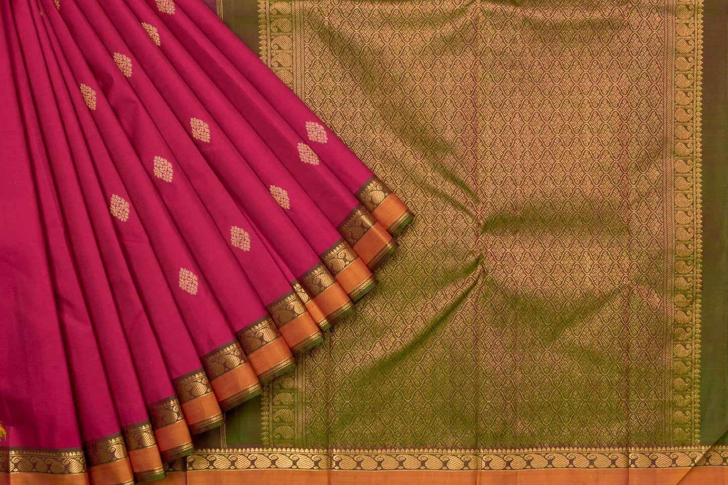 Kanjivaram Silk Saree by Shreenivas Silks PSSR015578
