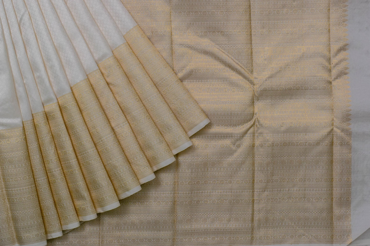 White Brocade Kanjivaram Silk Saree by Tharakaram PSTK04063