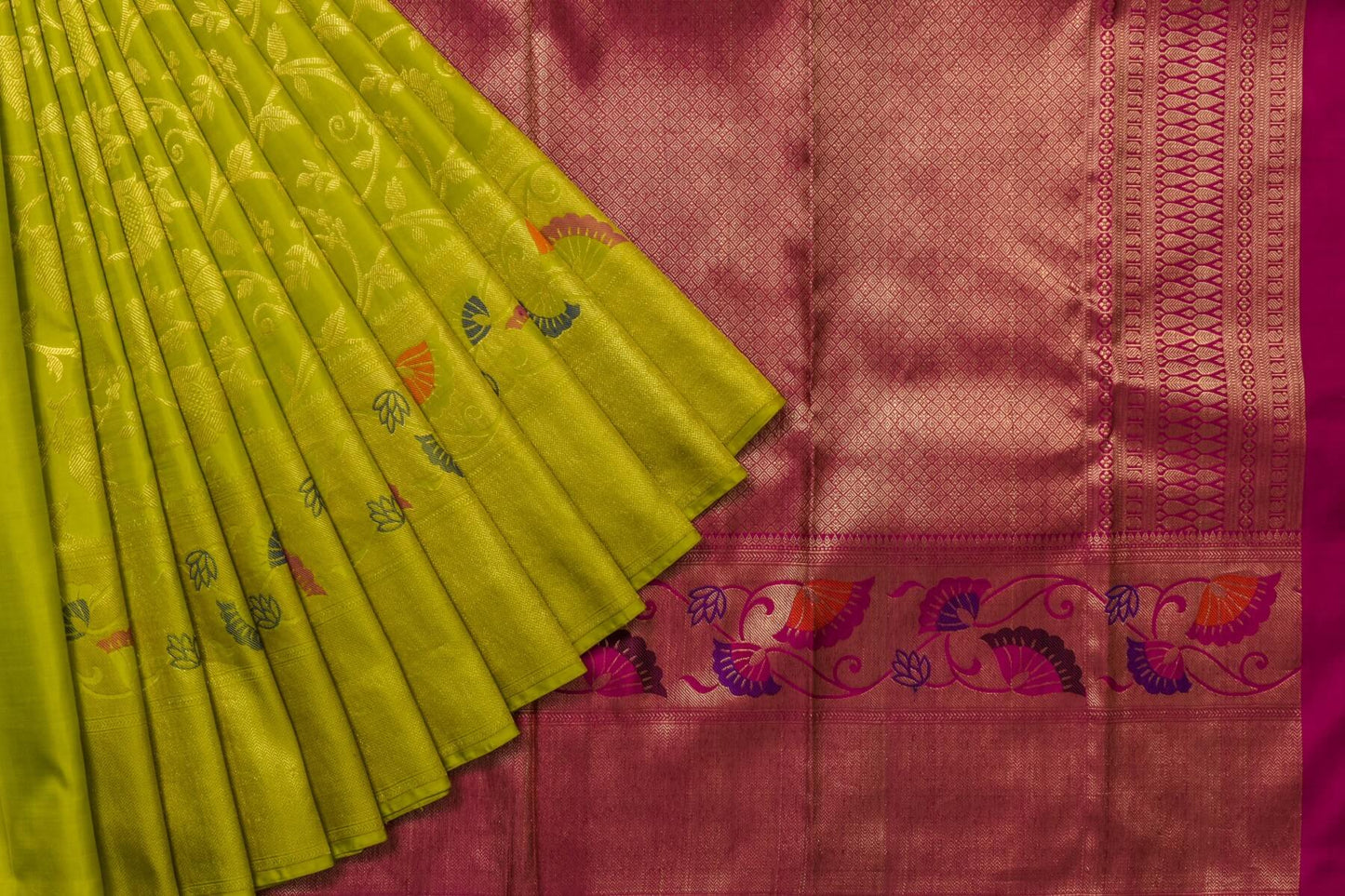 Fluorescent Green Bordersless Kanjivaram Silk Saree by Tharakaram PSTK04100