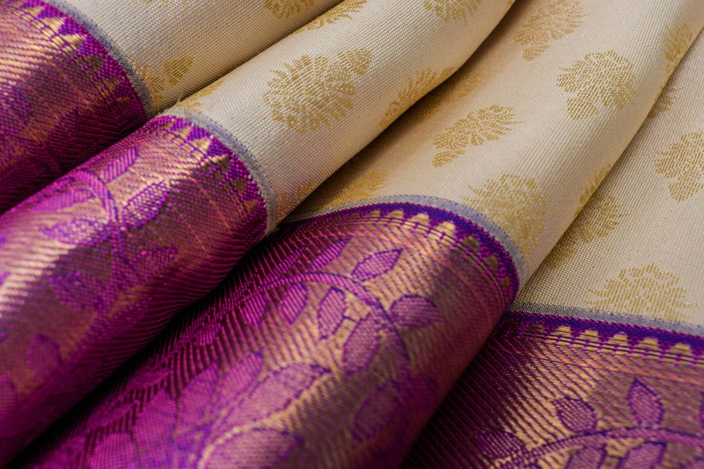 Off-white Bridal Kanjivaram Silk Saree by Tharakaram PSTK04095