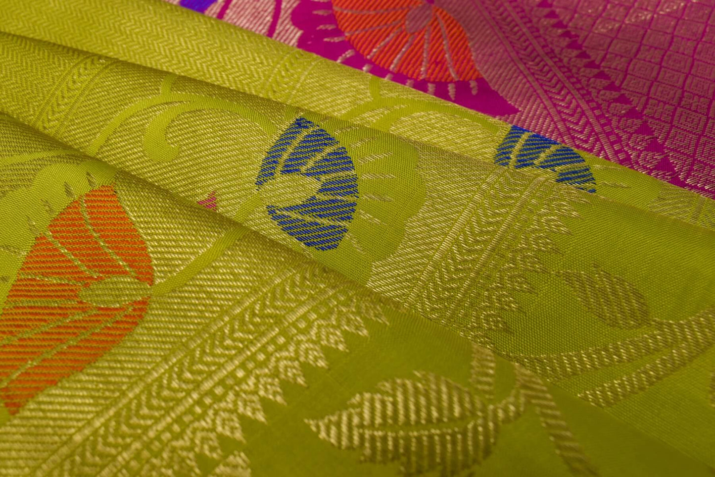 Fluorescent Green Bordersless Kanjivaram Silk Saree by Tharakaram PSTK04100